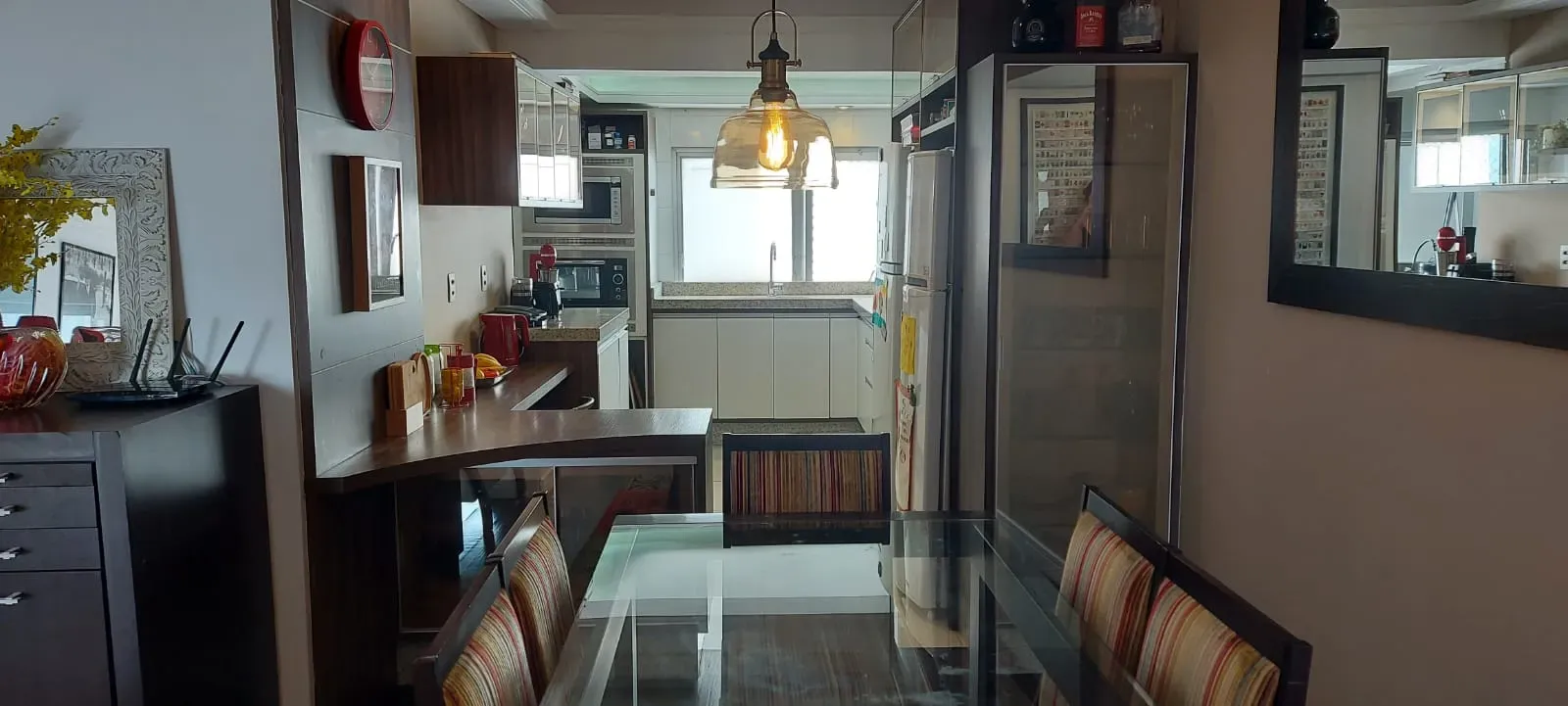 Apartamento com 3 dormitórios sendo 1 suíte e 1 vagas de garagem no Centro de Itajaí/SC