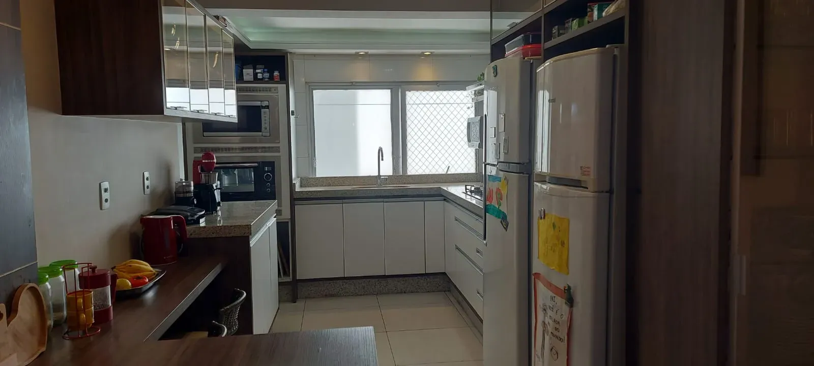 Apartamento com 3 dormitórios sendo 1 suíte e 1 vagas de garagem no Centro de Itajaí/SC