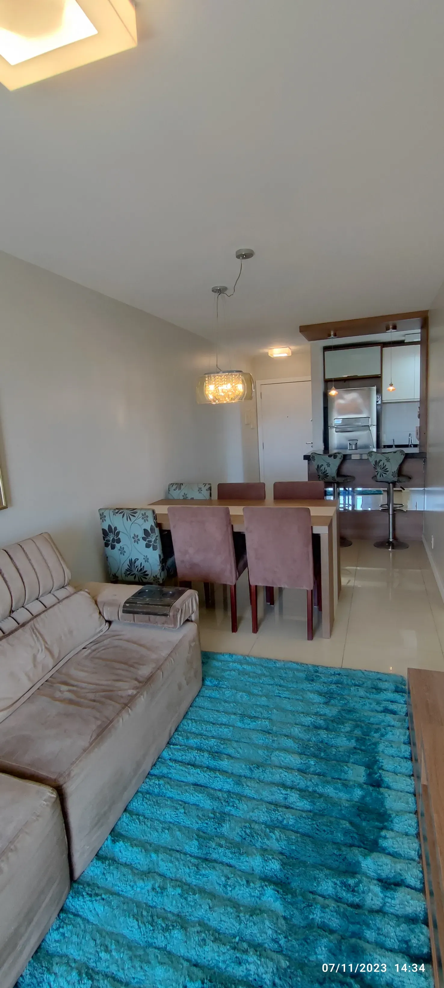 Apartamento com 2 dormitórios sendo 1 suíte e 1 vaga de garagem - São João Itajaí/SC