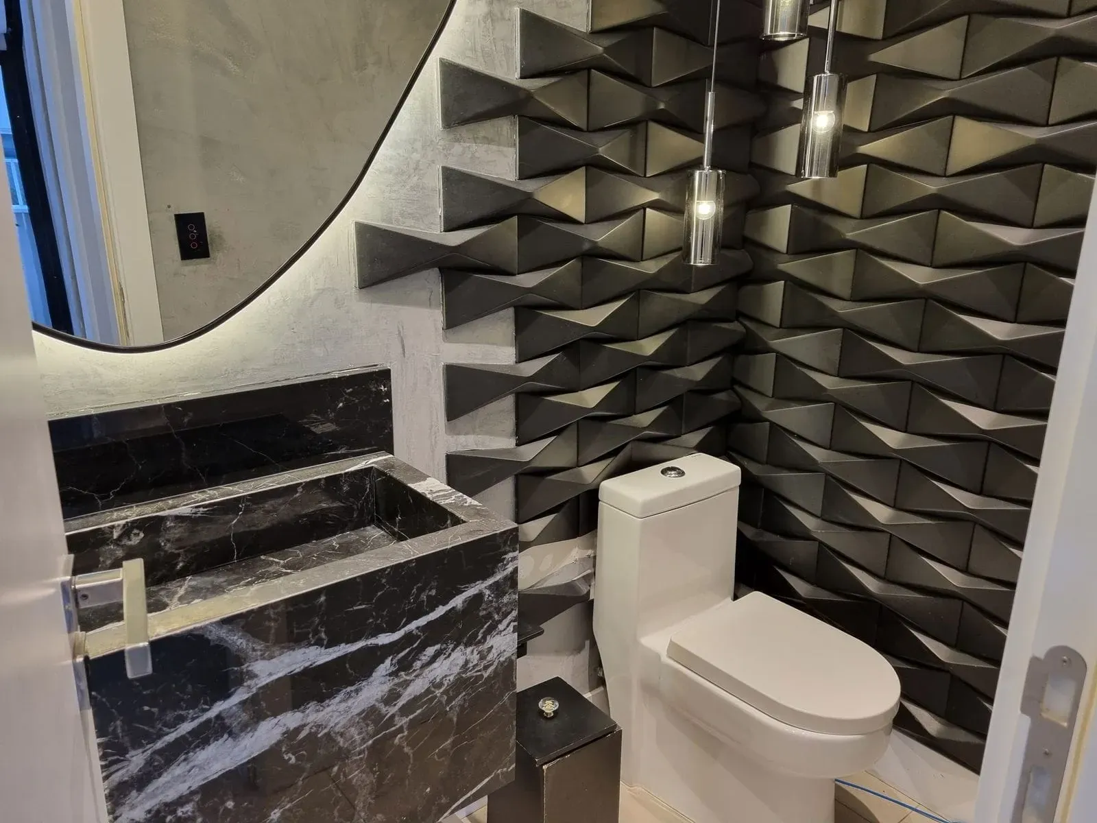 Cobertura finamente mobiliada com 3 suítes e 3 vagas garagem em Cabeçudas Itajaí/SC