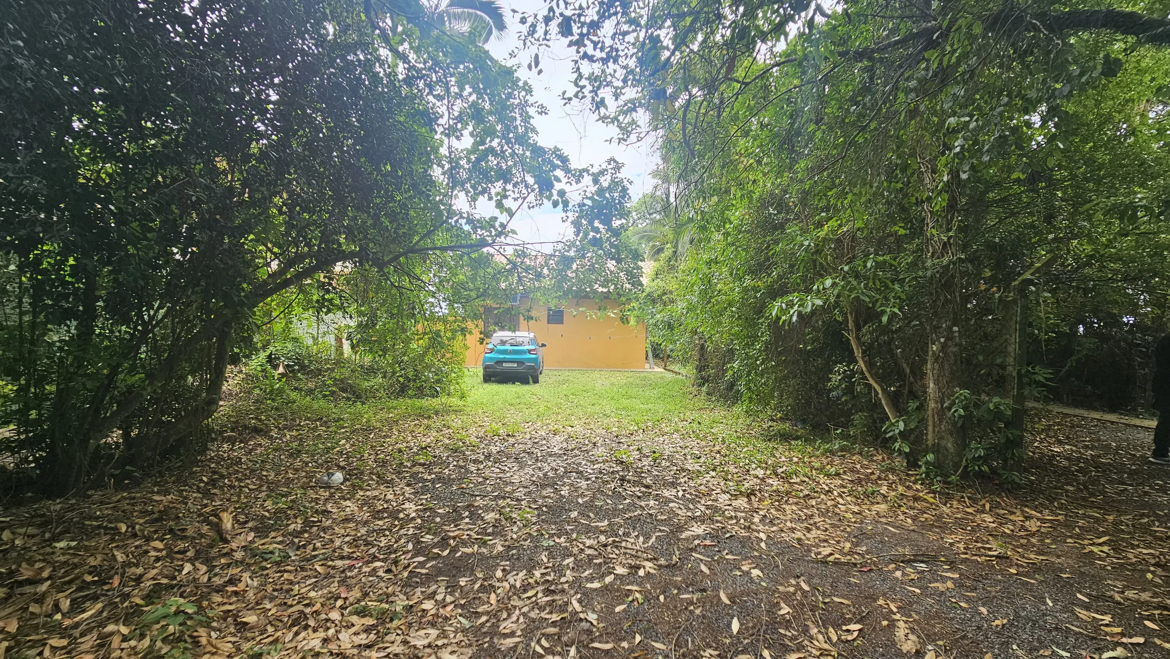 Terreno exclusivo pé na areia com 2.000m² ideal para construtoras, na Praia de Armação, Penha/SC