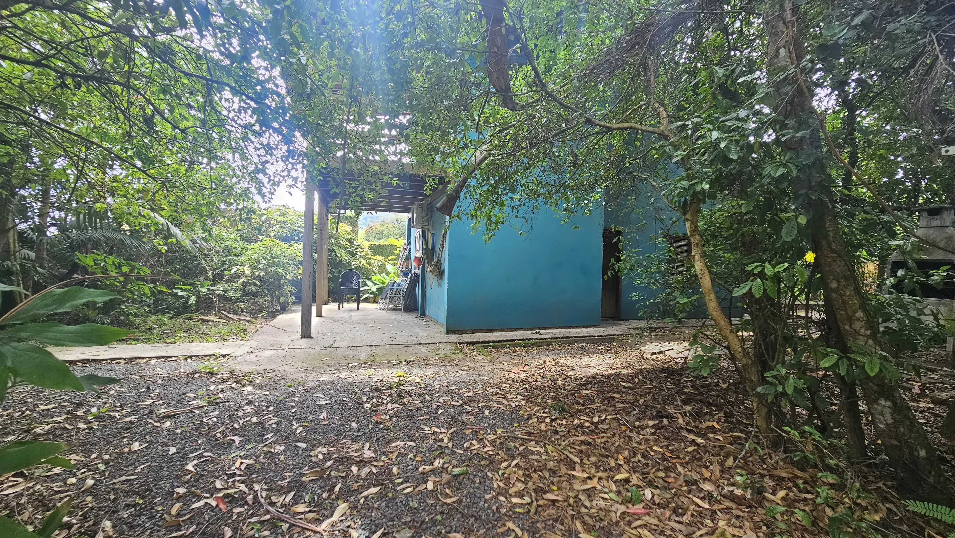 Terreno exclusivo pé na areia com 2.000m² ideal para construtoras, na Praia de Armação, Penha/SC