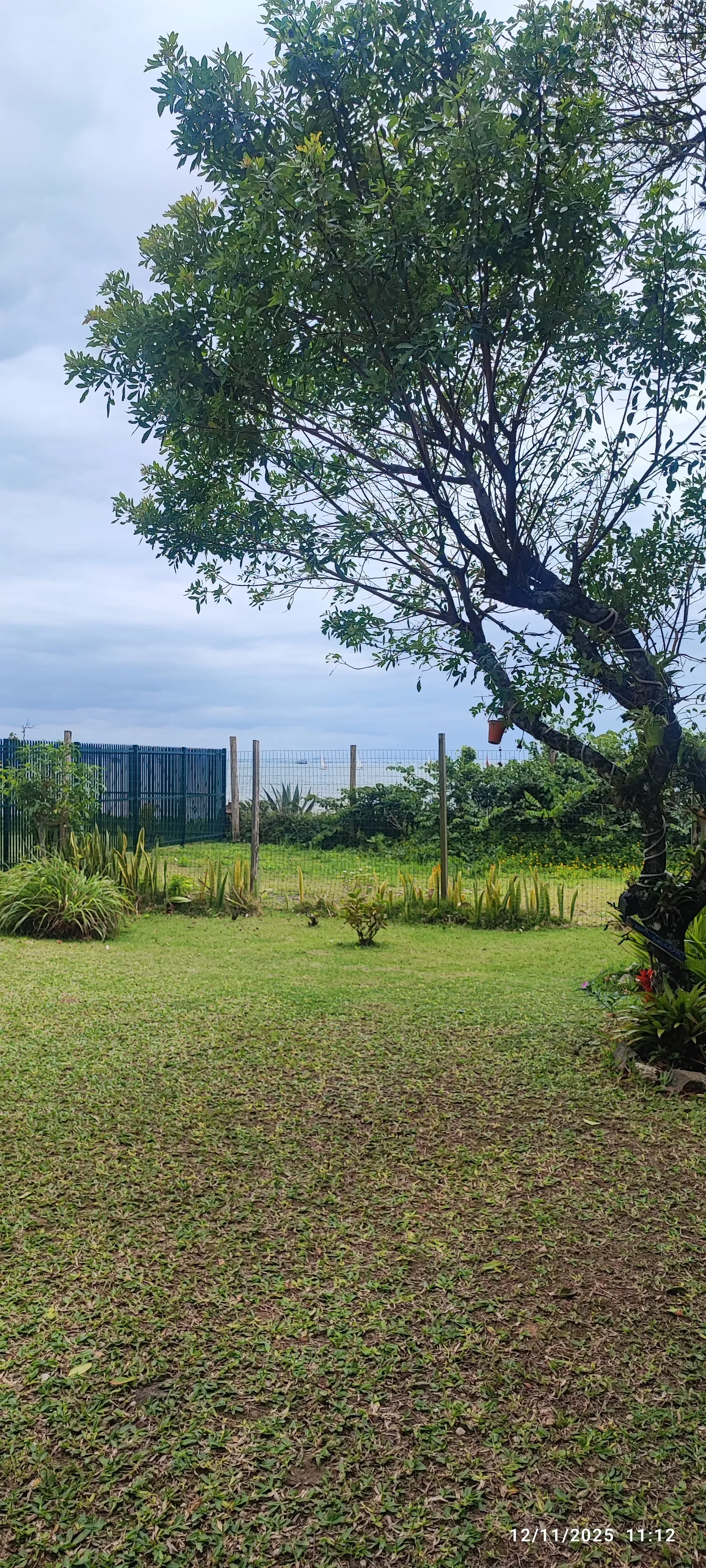 Terreno exclusivo pé na areia com 2.000m² ideal para construtoras, na Praia de Armação, Penha/SC