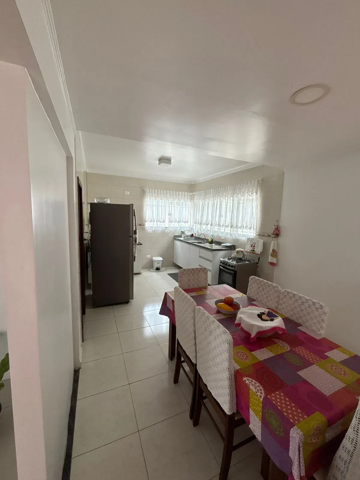 Casa com 3 dormitórios sendo 1 suíte e 4 vagas de garagem em Balneário Camboriú/SC