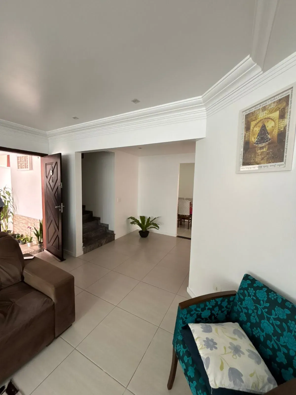 Casa com 3 dormitórios sendo 1 suíte e 4 vagas de garagem em Balneário Camboriú/SC