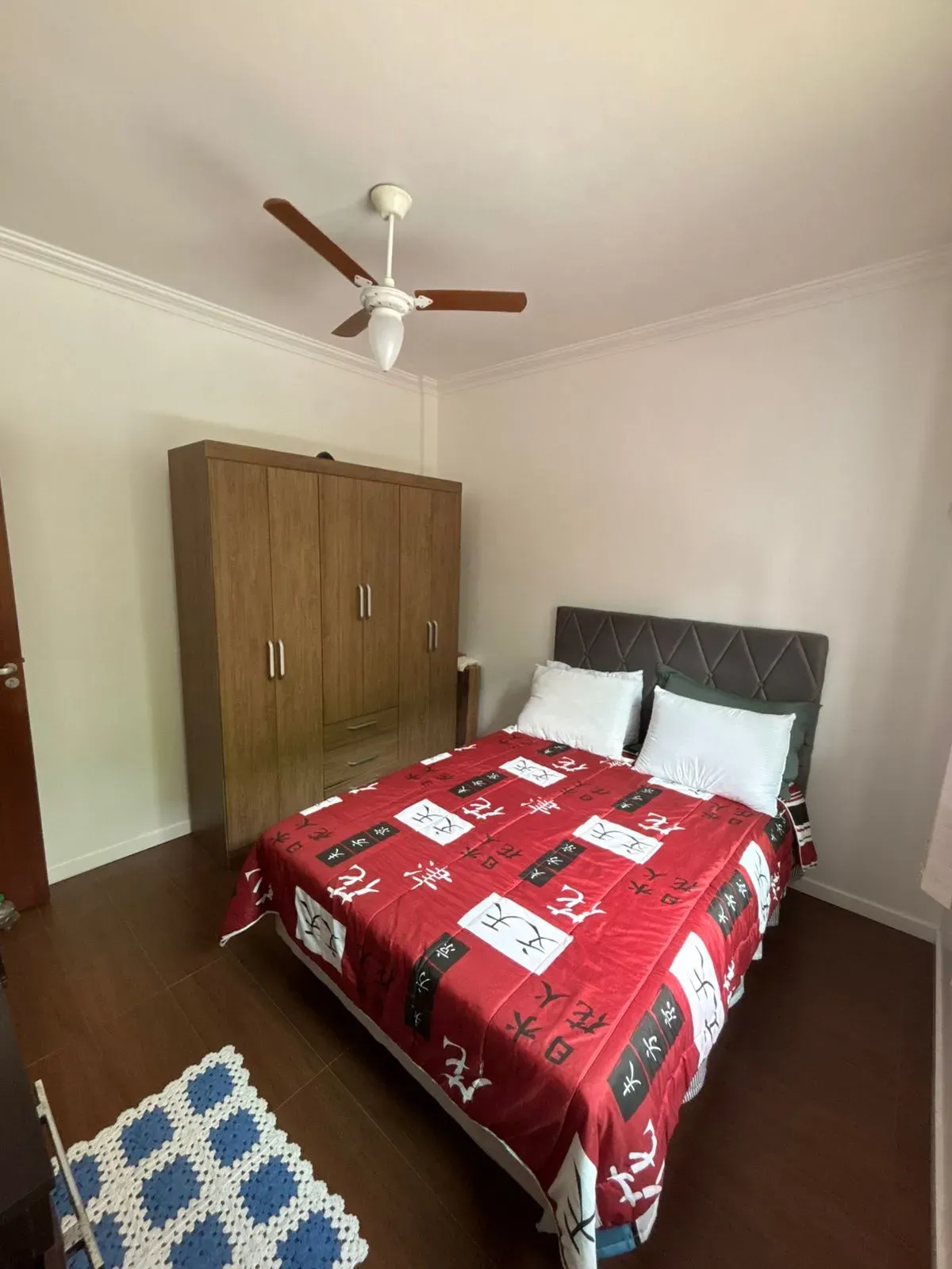 Casa com 3 dormitórios sendo 1 suíte e 4 vagas de garagem em Balneário Camboriú/SC