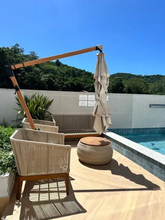 Apartamento com 2 dormitórios sendo 1 suíte e 1 vaga de garagem no Fazenda em Itajaí