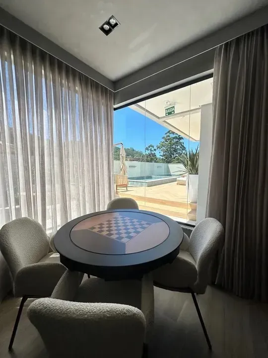 Apartamento com 2 dormitórios sendo 1 suíte e 1 vaga de garagem no Fazenda em Itajaí