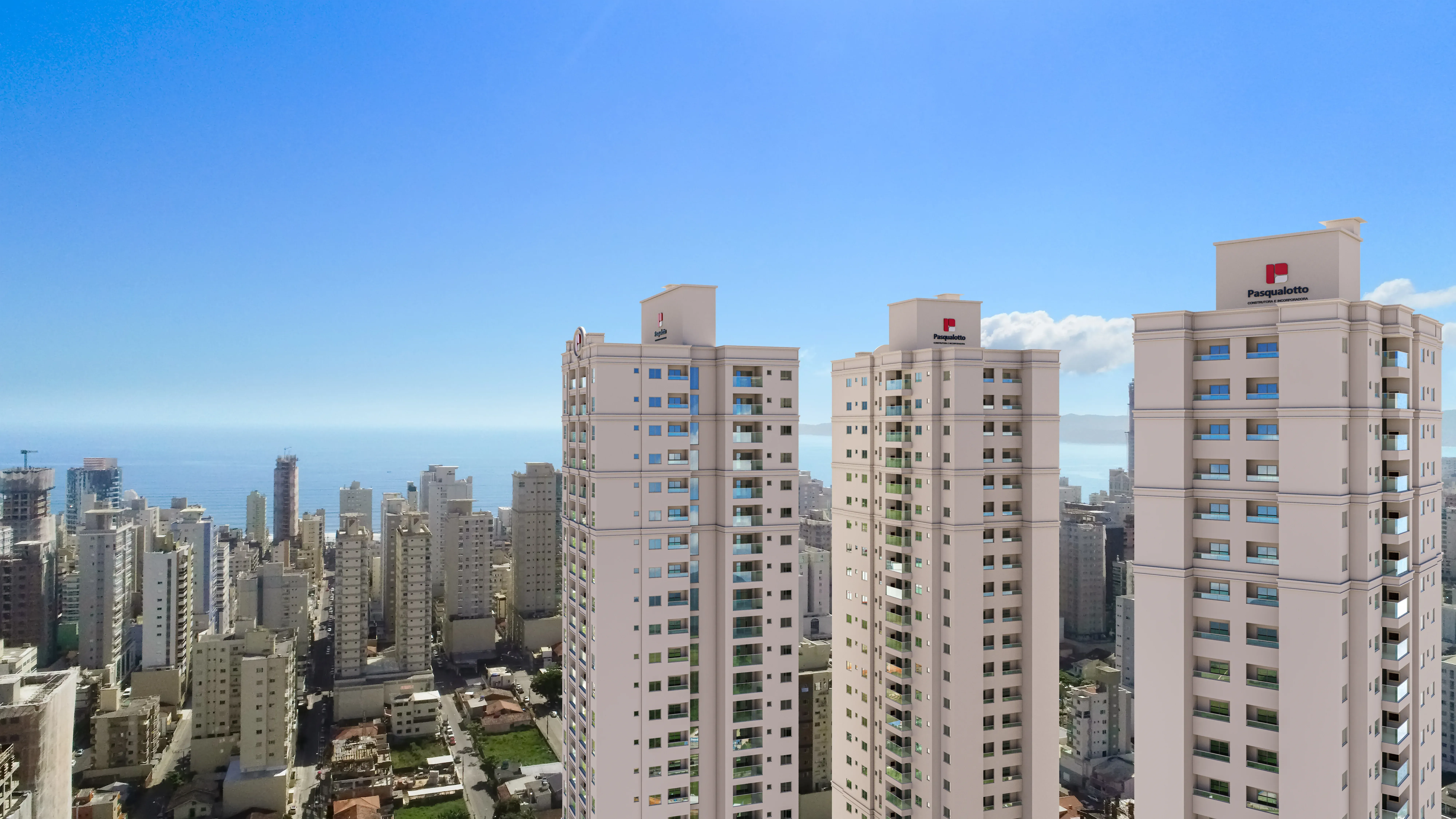 Apartamento com 4 dormitórios sendo 2 suítes e 2 vagas de garagem Meia Praia - Itapema/SC