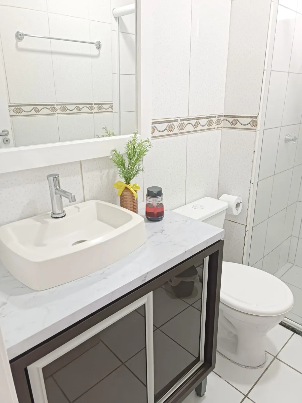 Apartamento com 2 dormitórios e 1 vaga de garagem em Balneário Camboriú/SC