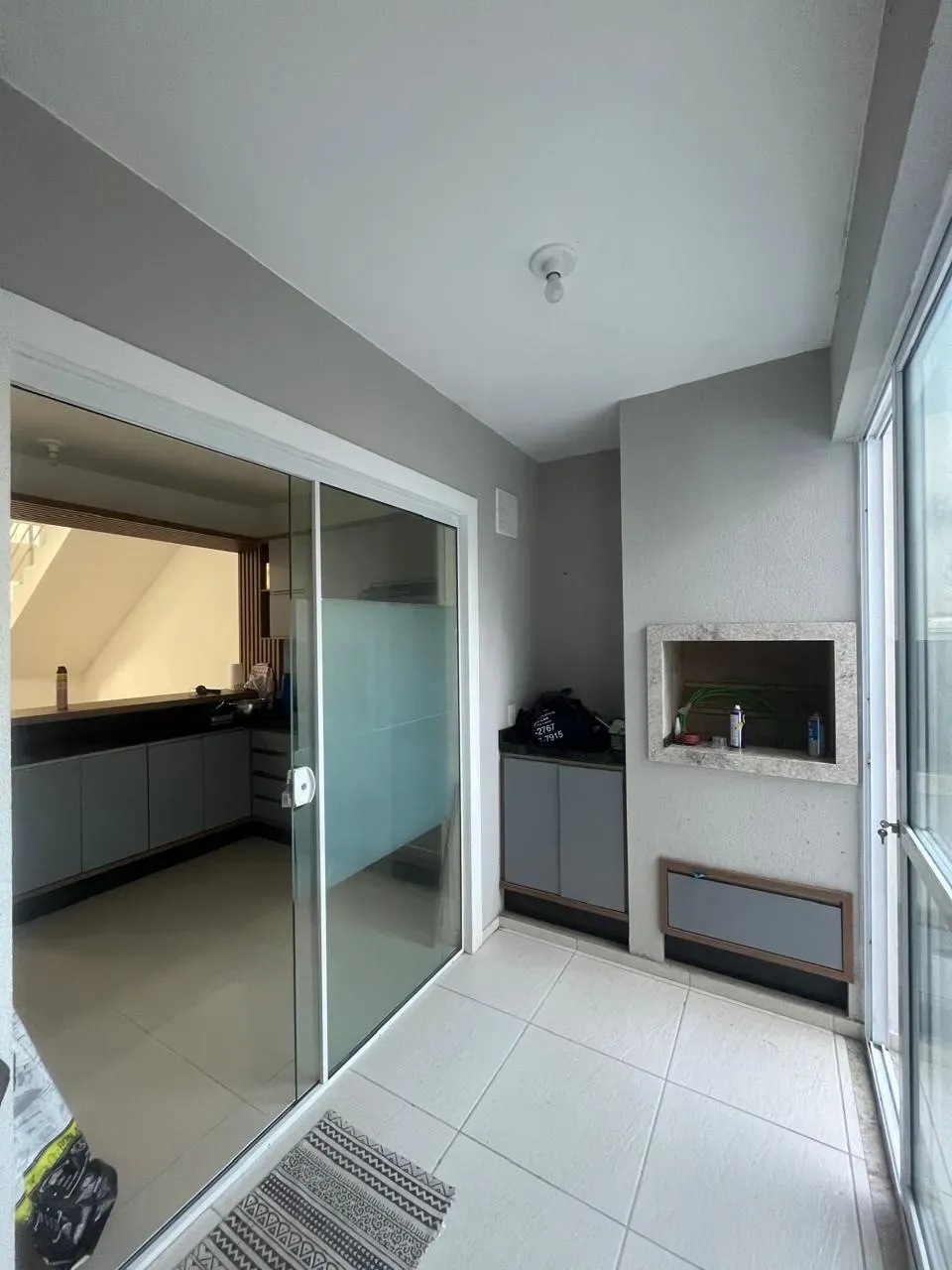 Casa com 4 dormitórios sendo 2 suítes e 2 vagas de garagem em Governador Celso Ramos/SC