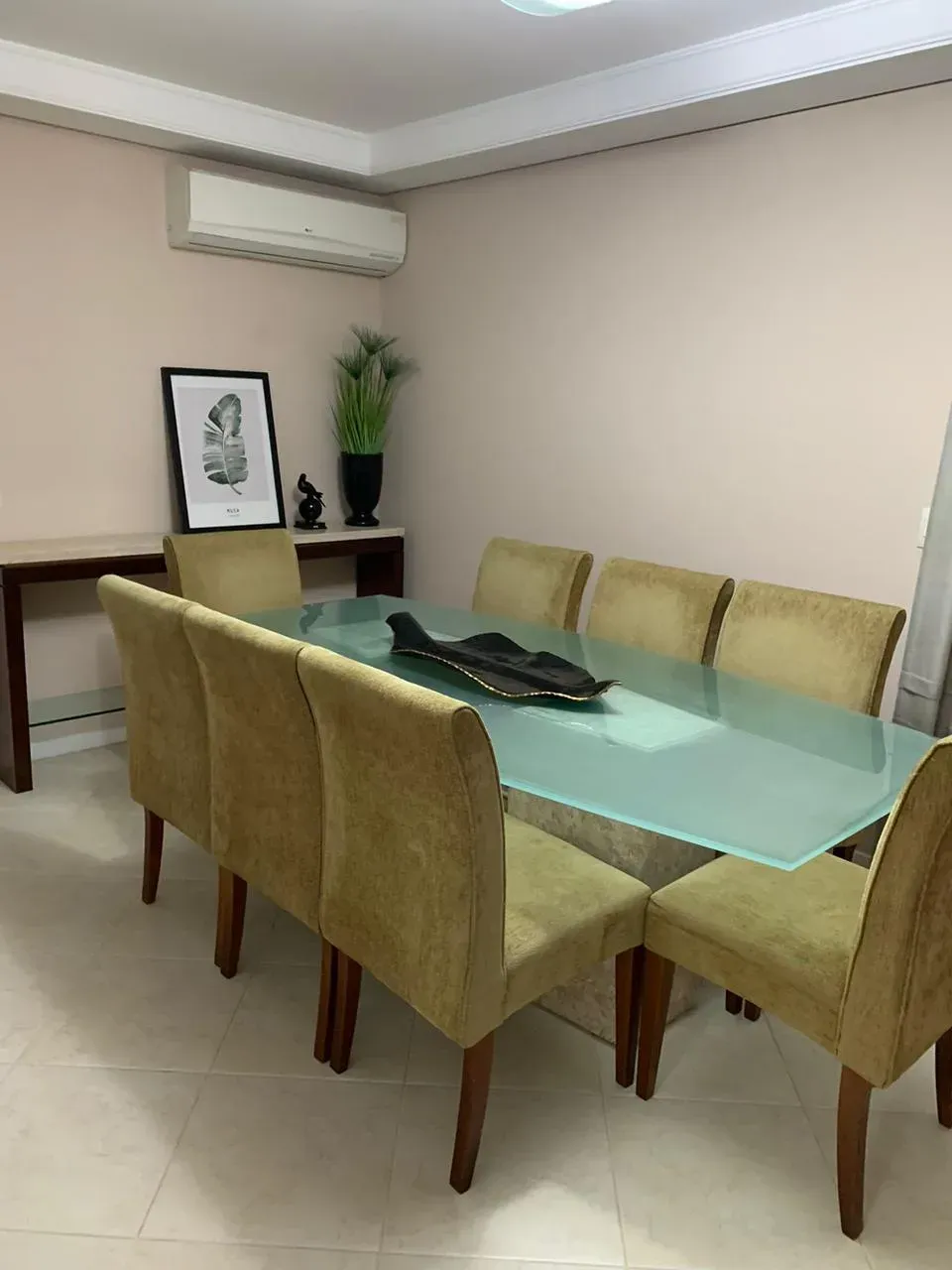 Cobertura duplex com 3 dormitórios na Meia Praia em Itapema/SC