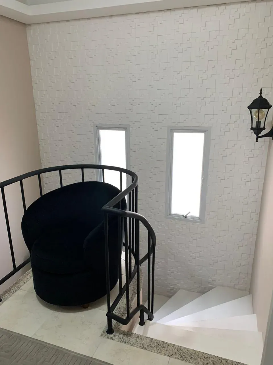 Cobertura duplex com 3 dormitórios na Meia Praia em Itapema/SC