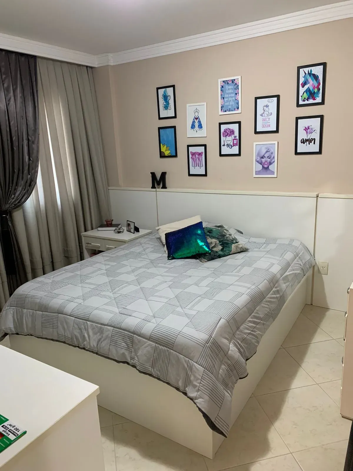 Cobertura duplex com 3 dormitórios na Meia Praia em Itapema/SC