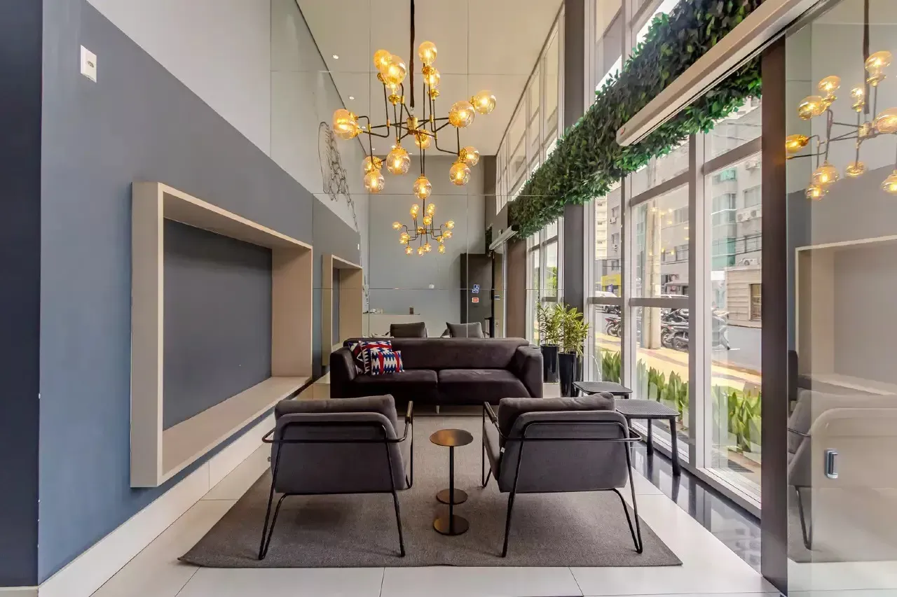 Apartamento com 2 dormitórios sendo 2 suítes e 2 vagas de garagem em Itajaí/SC