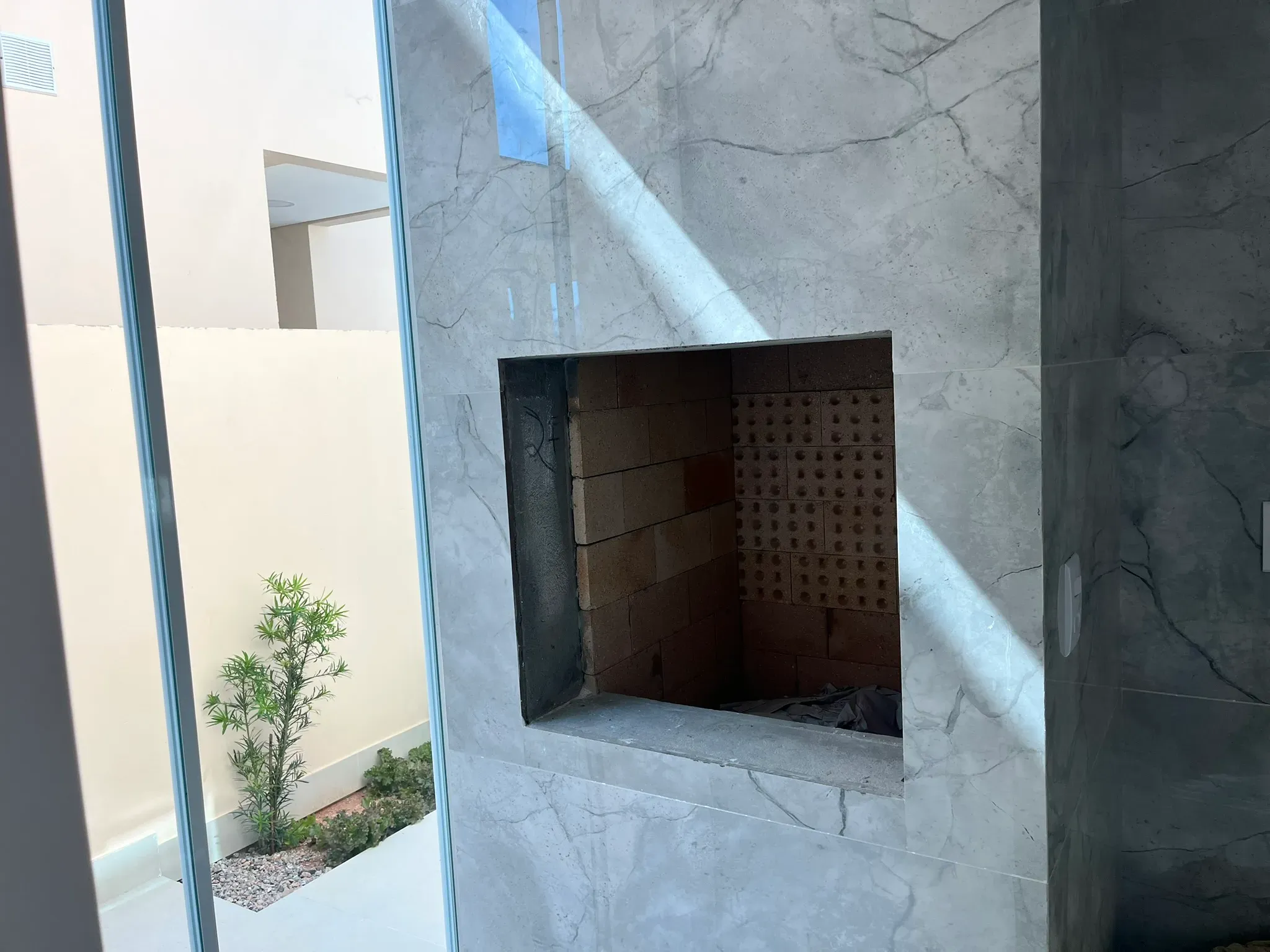 Casa com 2 dormitórios sendo 2 suítes e 1 vaga de garagem em Gov Celso Ramos/SC