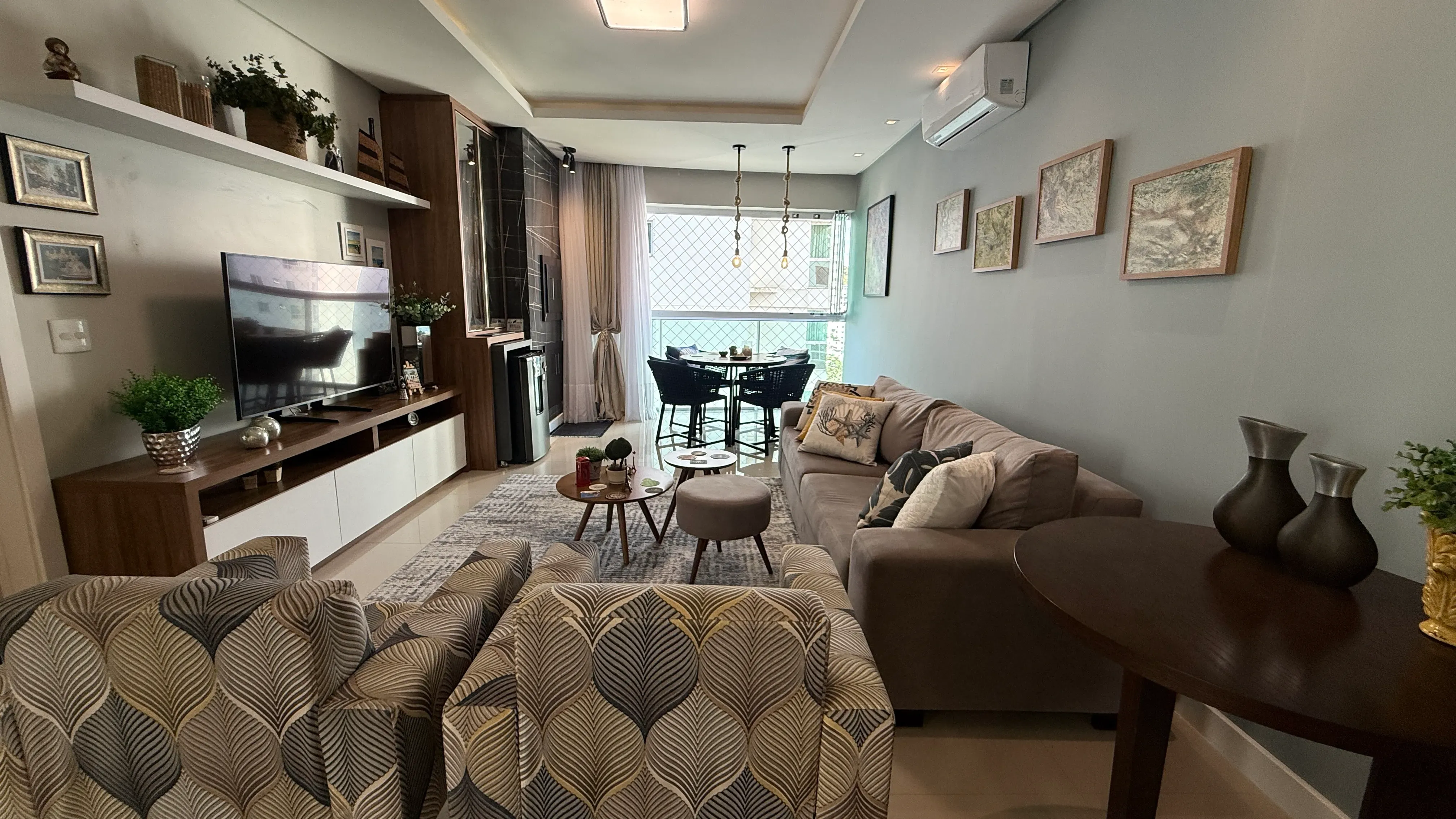 Apartamento à venda no Ed. Carmel Vista Alta – Pioneiros, Balneário Camboriú/SC