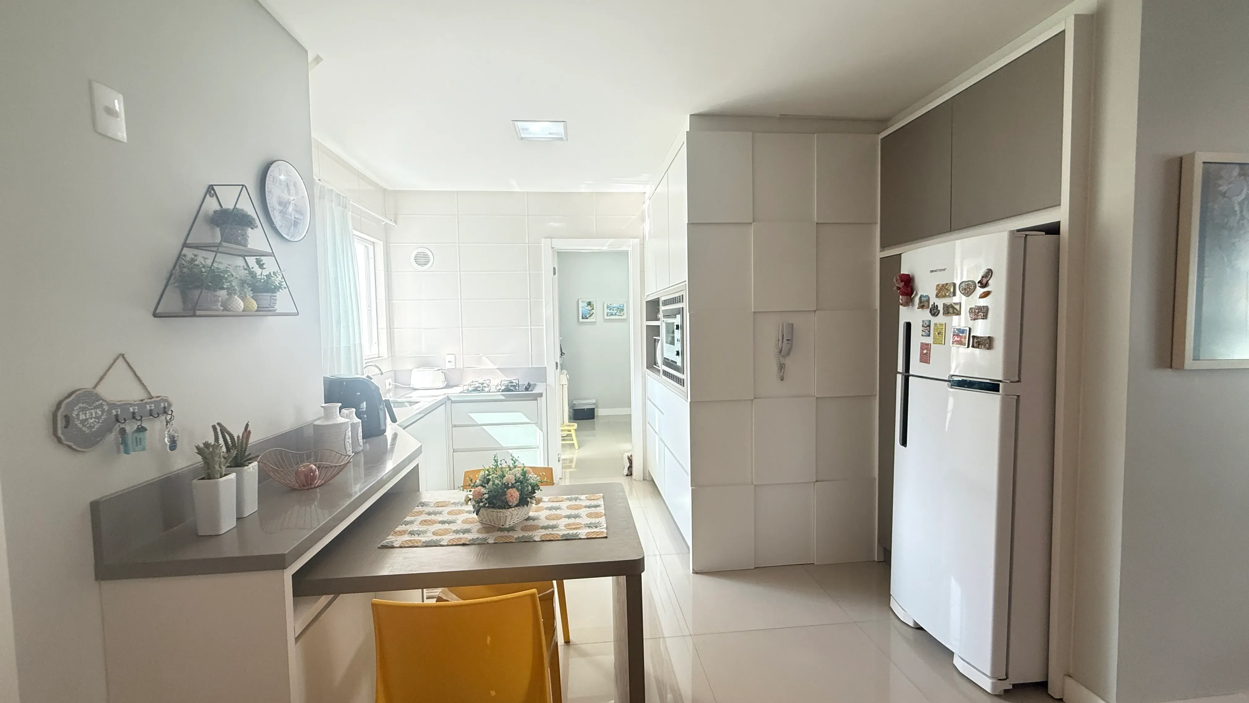 Apartamento à venda no Ed. Carmel Vista Alta – Pioneiros, Balneário Camboriú/SC