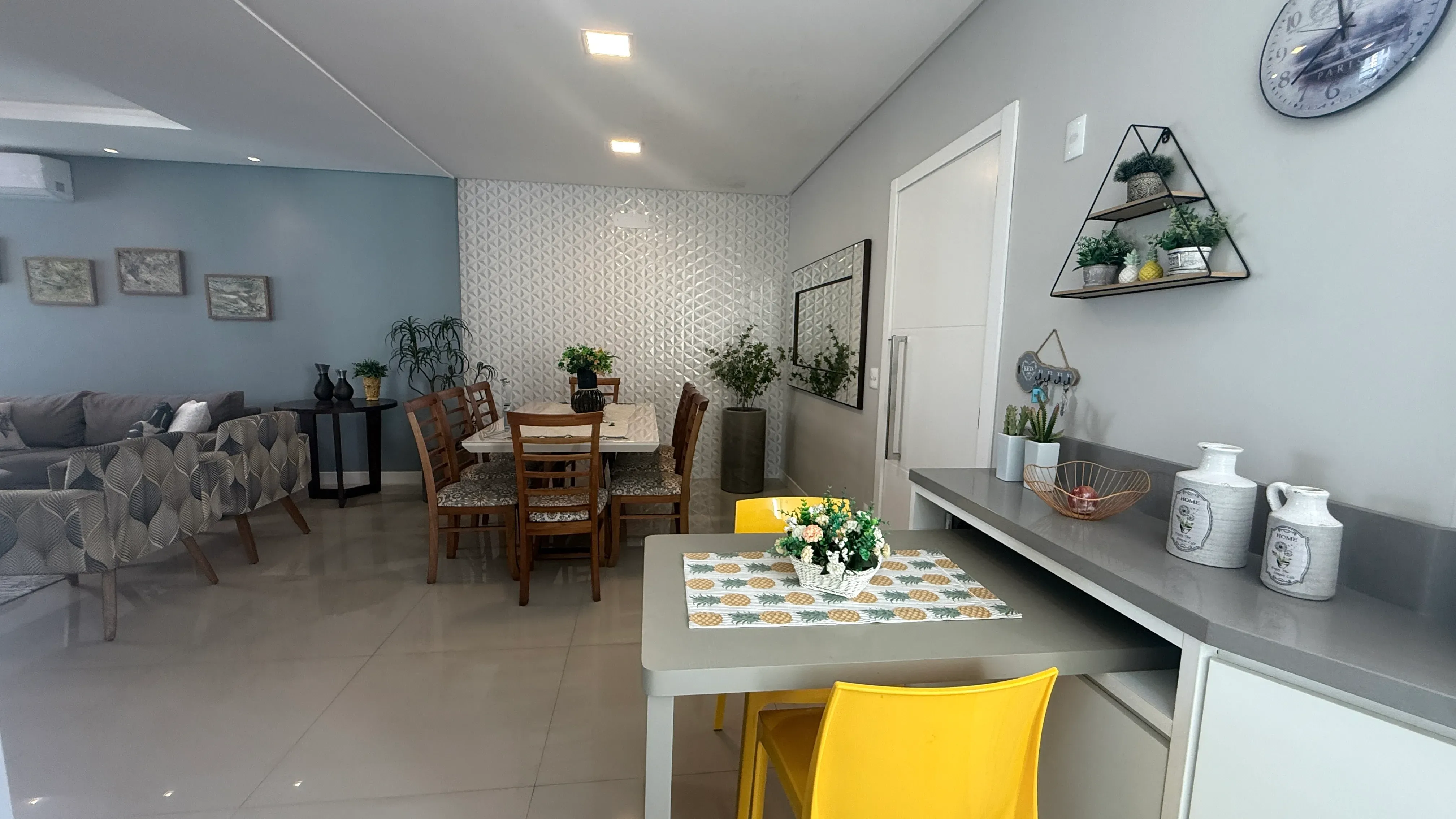 Apartamento à venda no Ed. Carmel Vista Alta – Pioneiros, Balneário Camboriú/SC