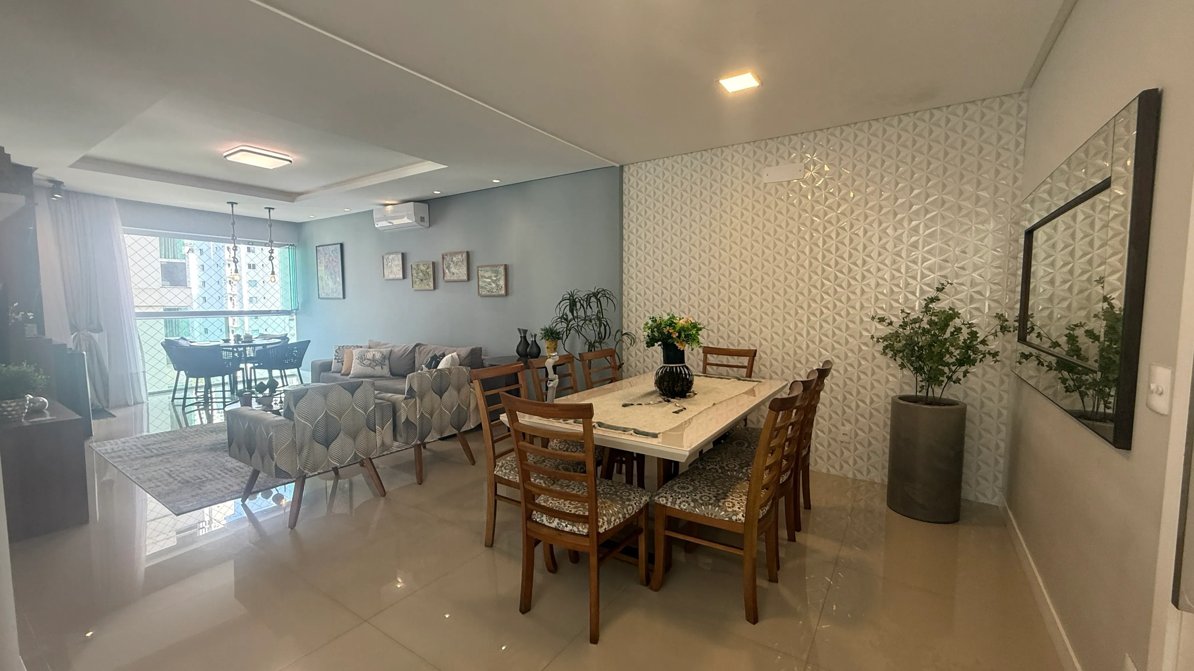 Apartamento à venda no Ed. Carmel Vista Alta – Pioneiros, Balneário Camboriú/SC