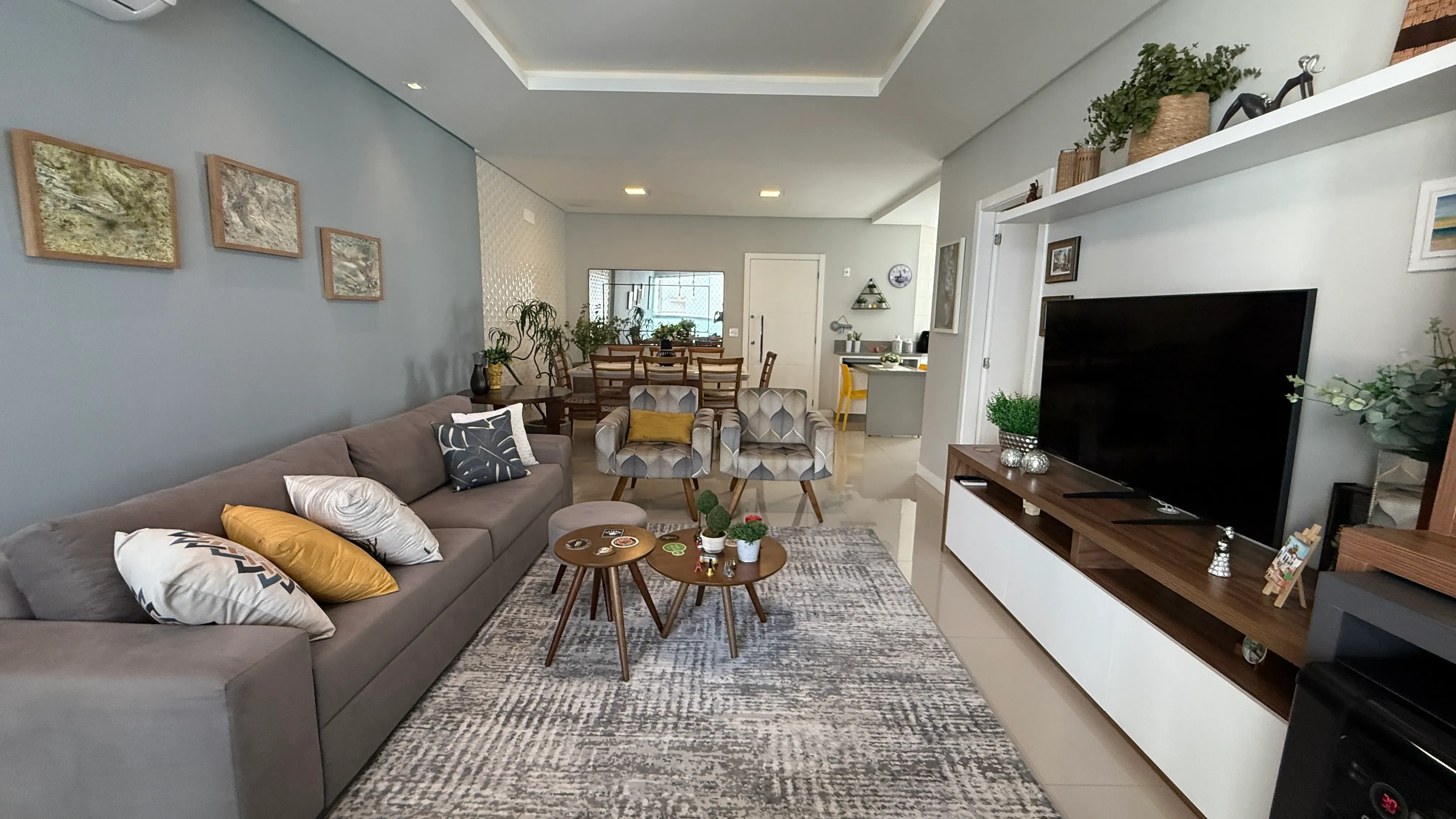 Apartamento à venda no Ed. Carmel Vista Alta – Pioneiros, Balneário Camboriú/SC