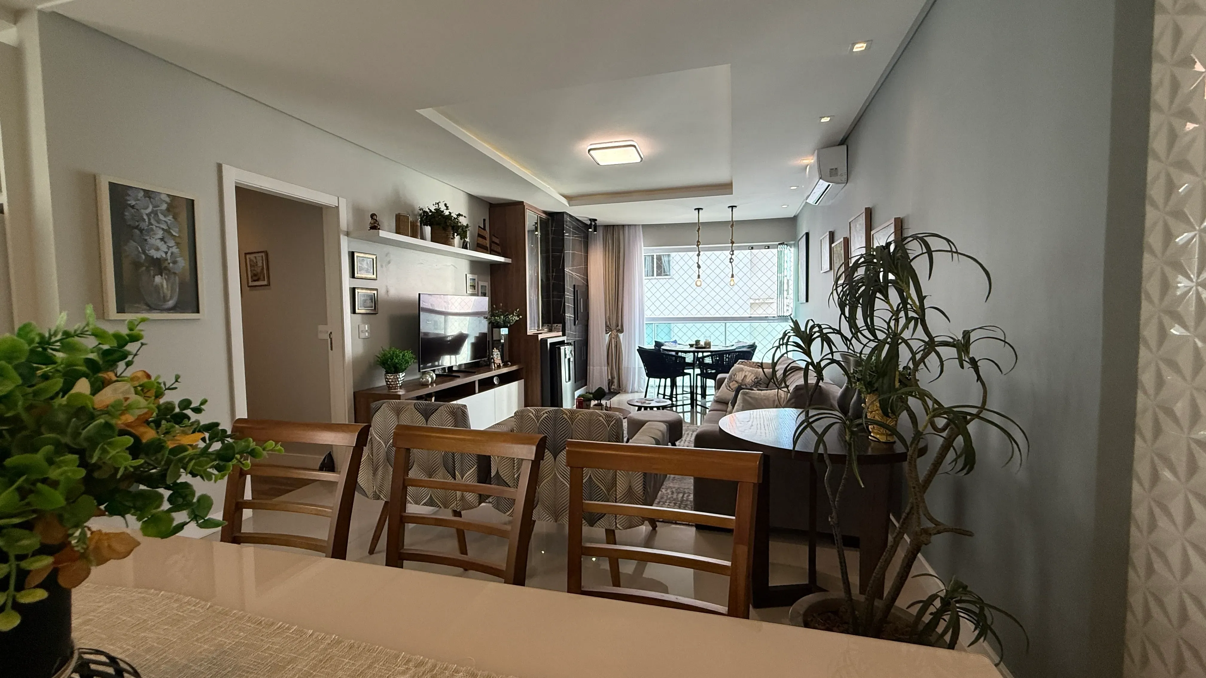 Apartamento à venda no Ed. Carmel Vista Alta – Pioneiros, Balneário Camboriú/SC