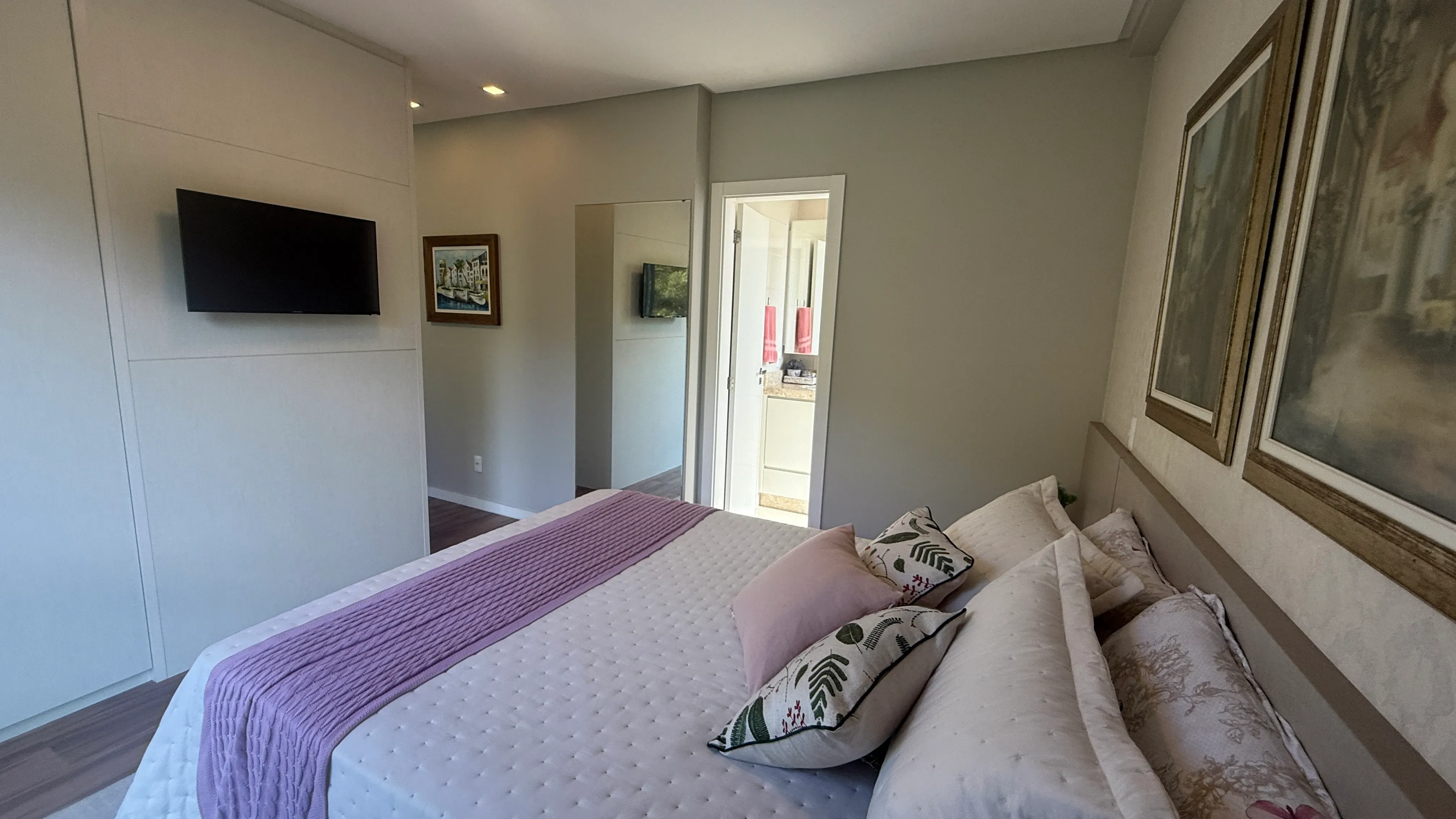 Apartamento à venda no Ed. Carmel Vista Alta – Pioneiros, Balneário Camboriú/SC