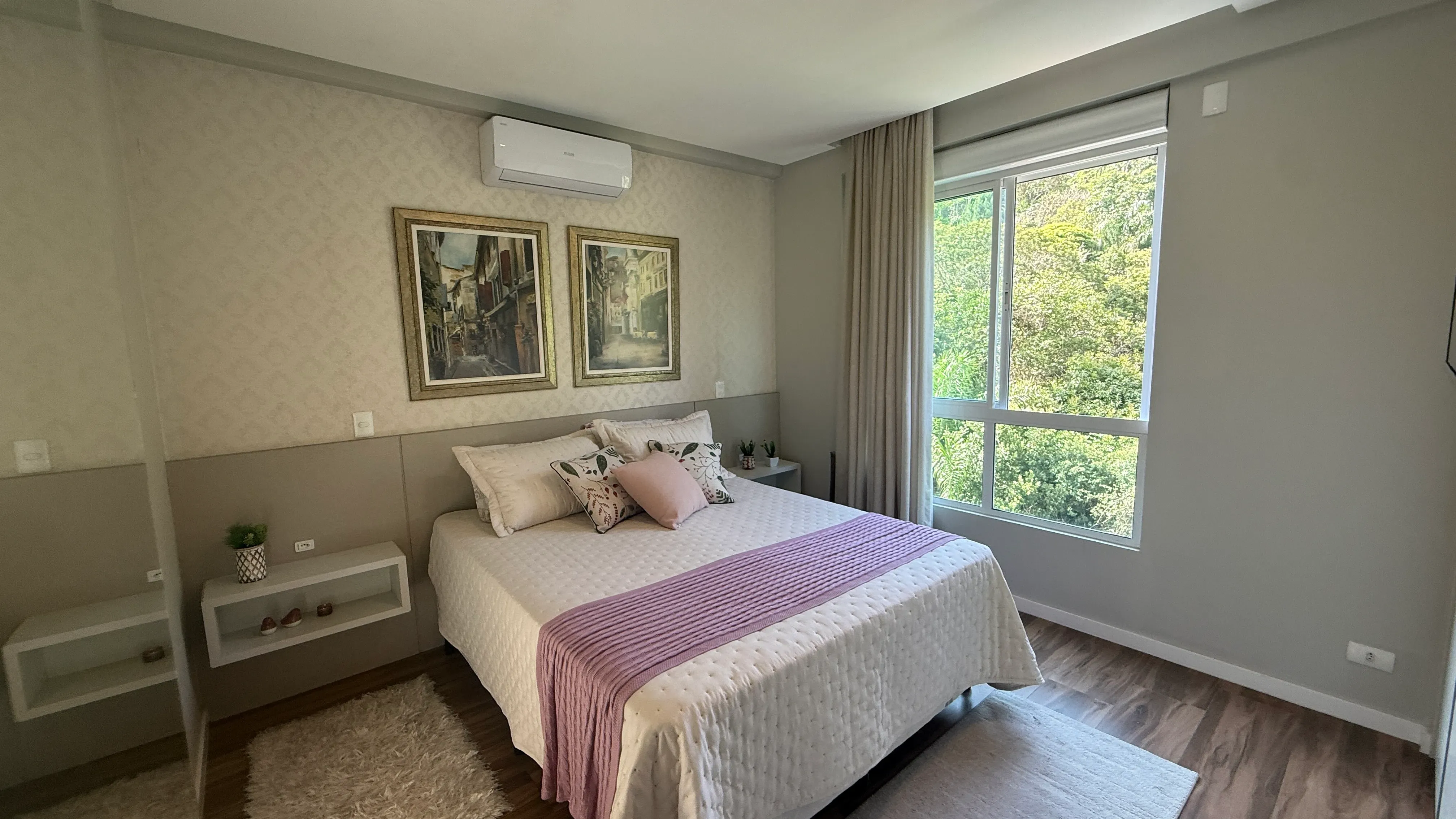 Apartamento à venda no Ed. Carmel Vista Alta – Pioneiros, Balneário Camboriú/SC