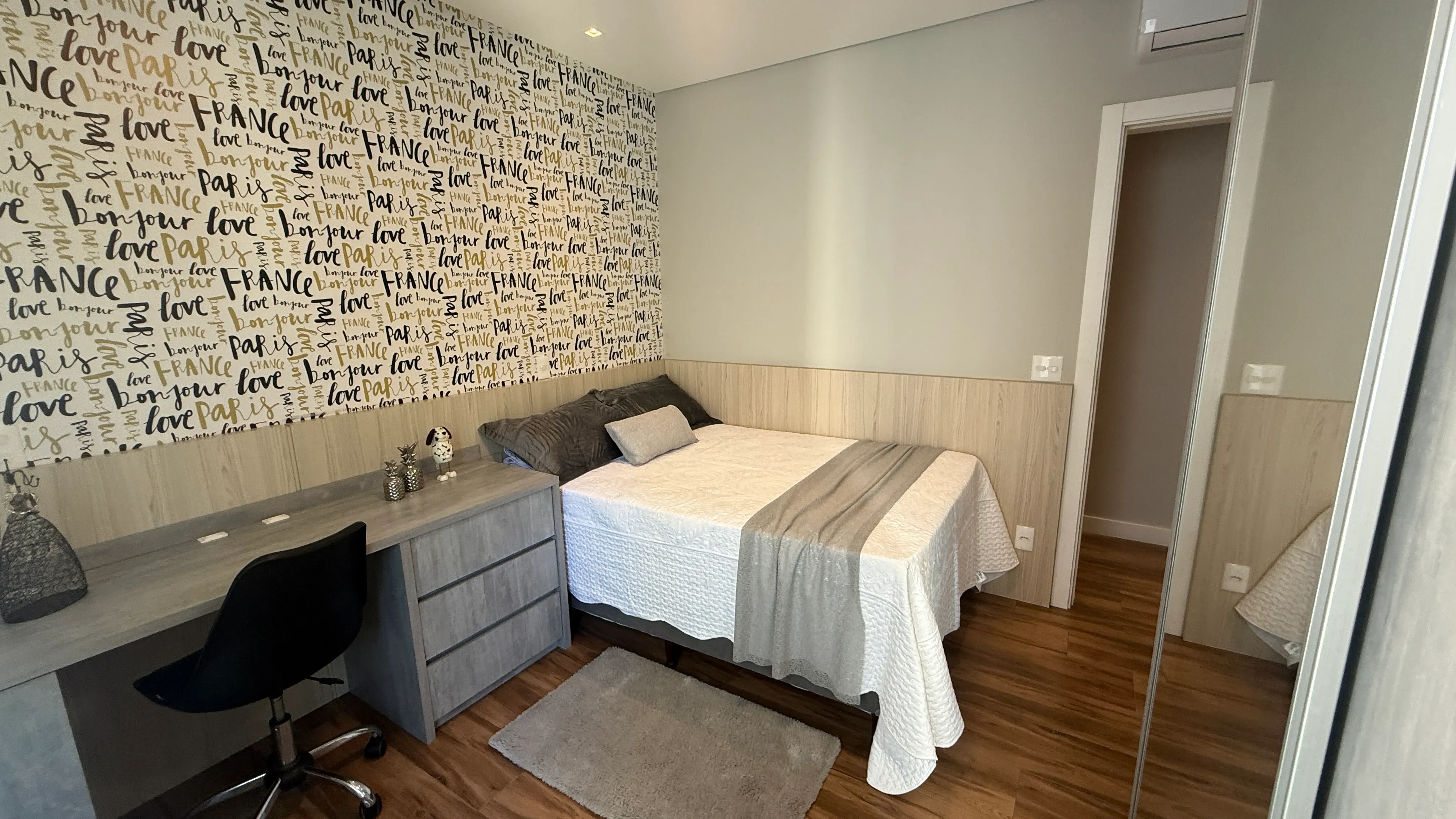 Apartamento à venda no Ed. Carmel Vista Alta – Pioneiros, Balneário Camboriú/SC