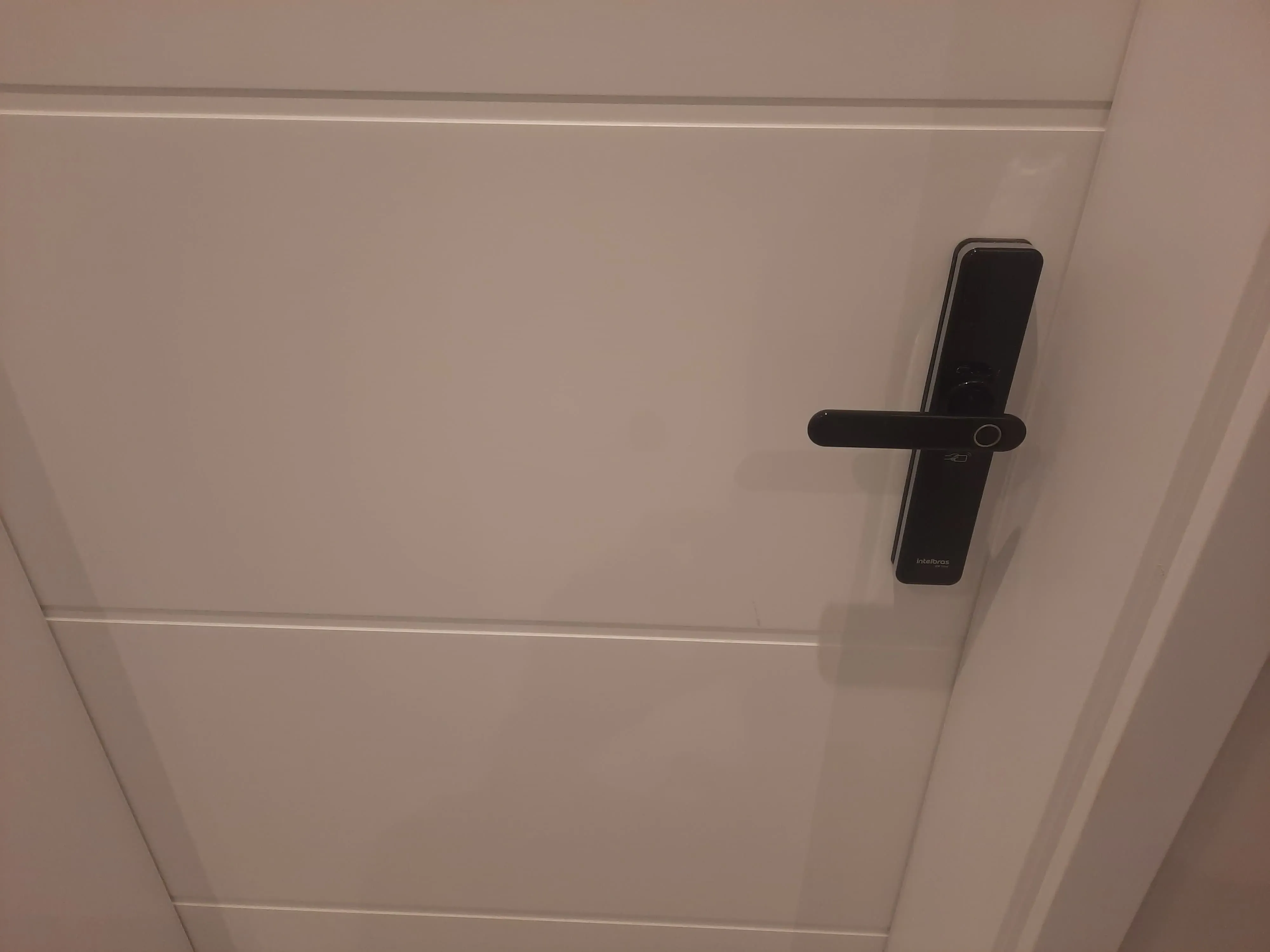 Apartamento com 1 dormitório e 1 vaga de garagem em Florianópolis/SC