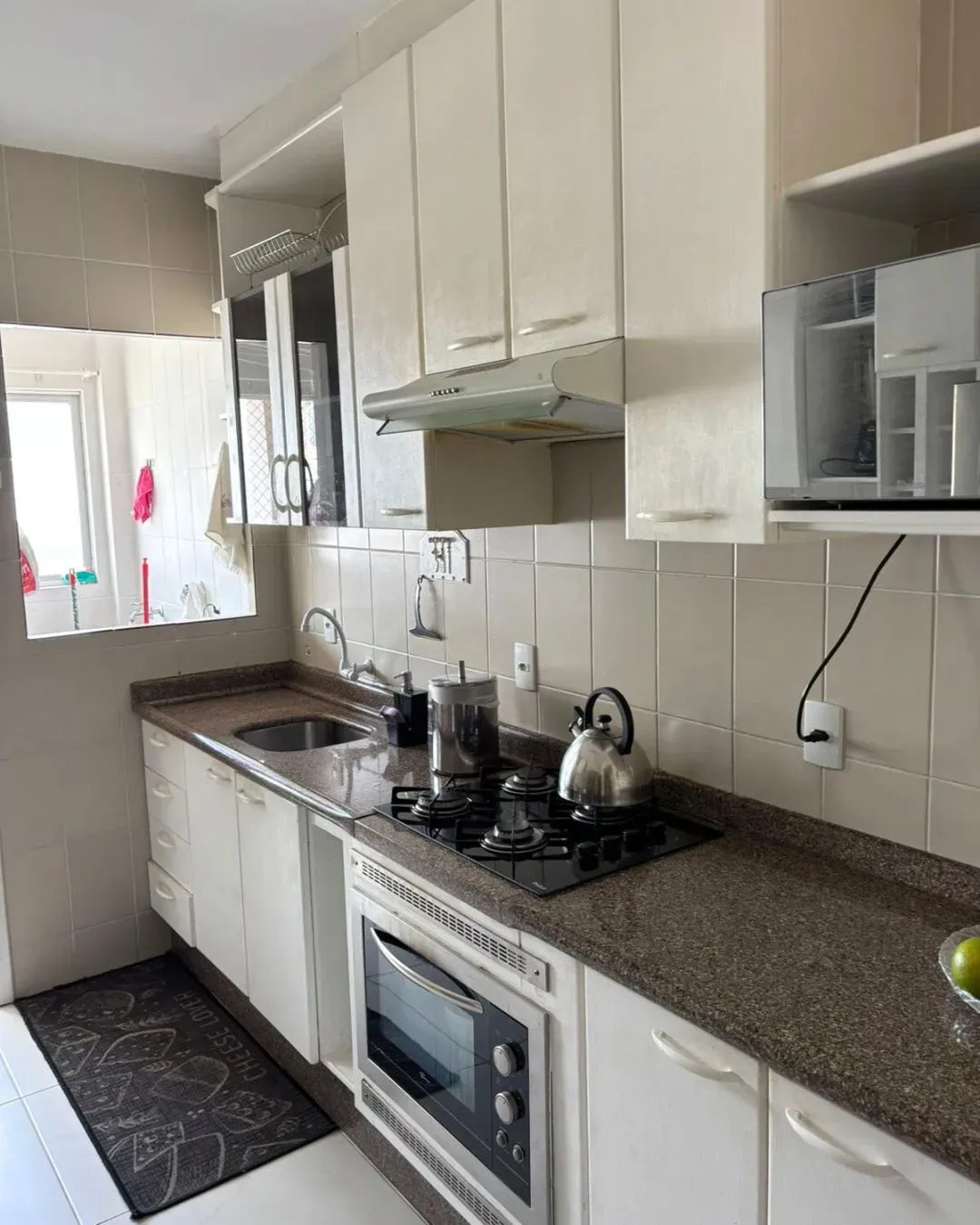 Apartamento com 2 dormitórios e 1 vaga de garagem em Itajaí/SC