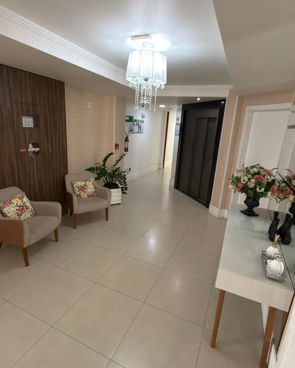 Apartamento com 2 dormitórios e 1 vaga de garagem em Itajaí/SC