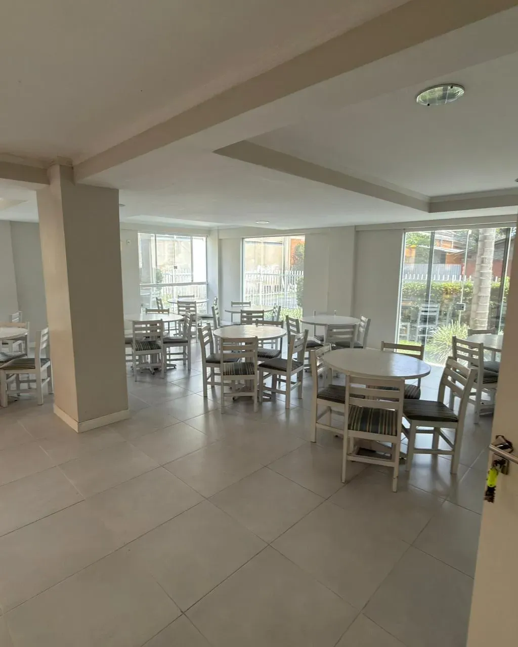 Apartamento com 2 dormitórios e 1 vaga de garagem em Itajaí/SC