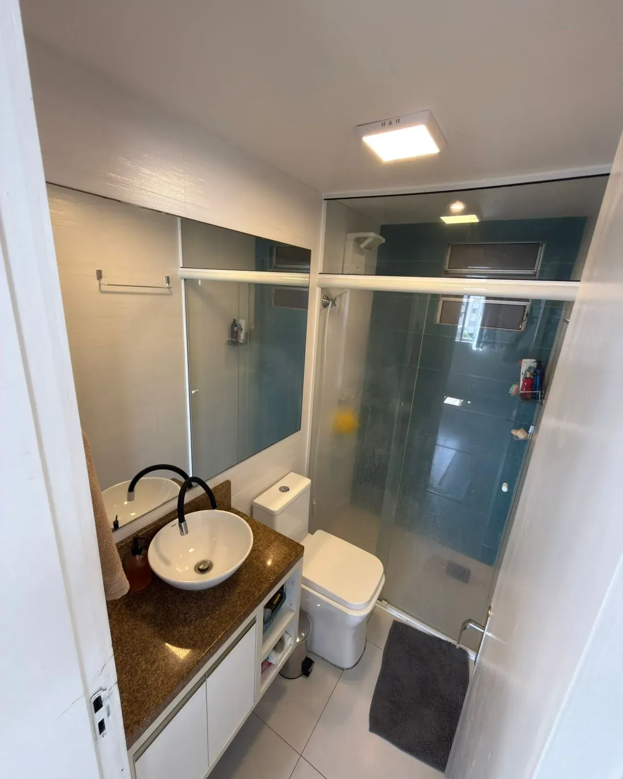 Apartamento com 2 dormitórios e 1 vaga de garagem em Itajaí/SC