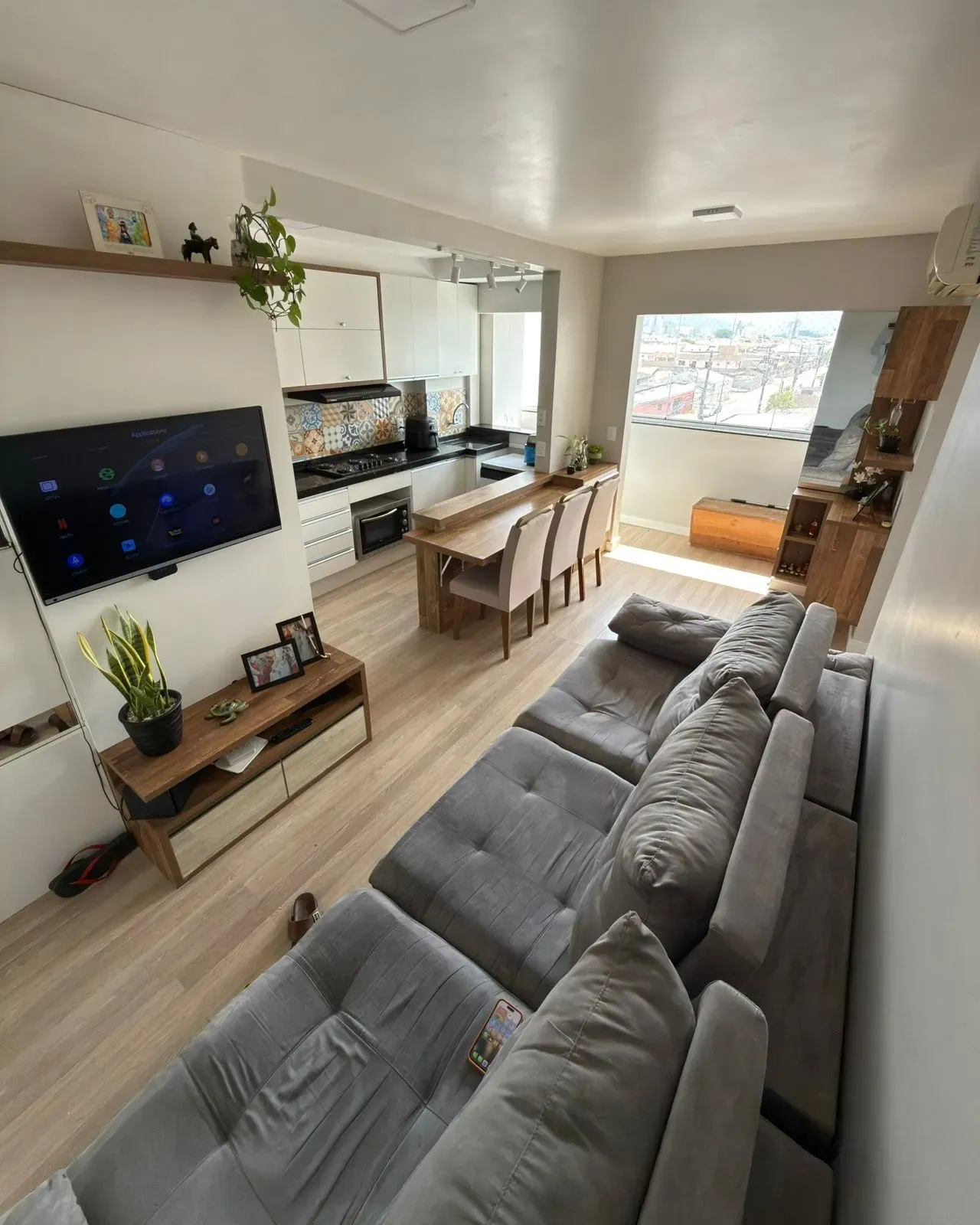 Apartamento com 2 dormitórios e 1 vaga de garagem em Itajaí/SC