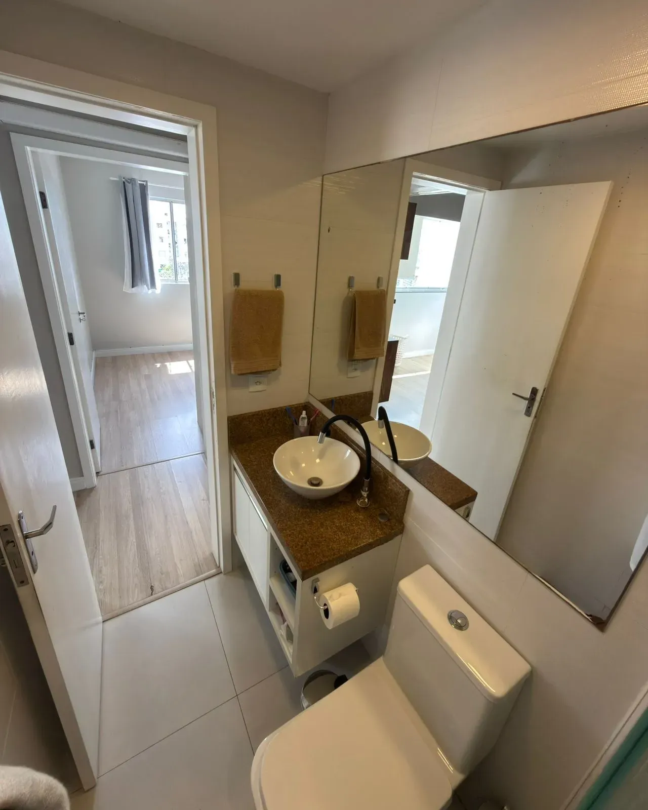 Apartamento com 2 dormitórios e 1 vaga de garagem em Itajaí/SC