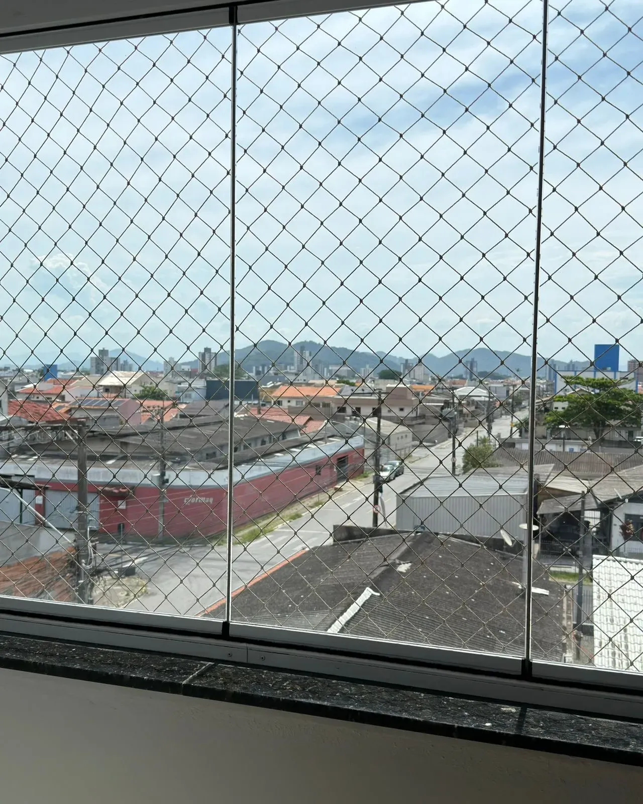 Apartamento com 2 dormitórios e 1 vaga de garagem em Itajaí/SC