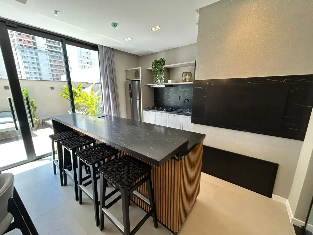 Apartamento pronto para morar 1 dormitório + 1 suíte Sam Miguel - Morretes Itapema/SC