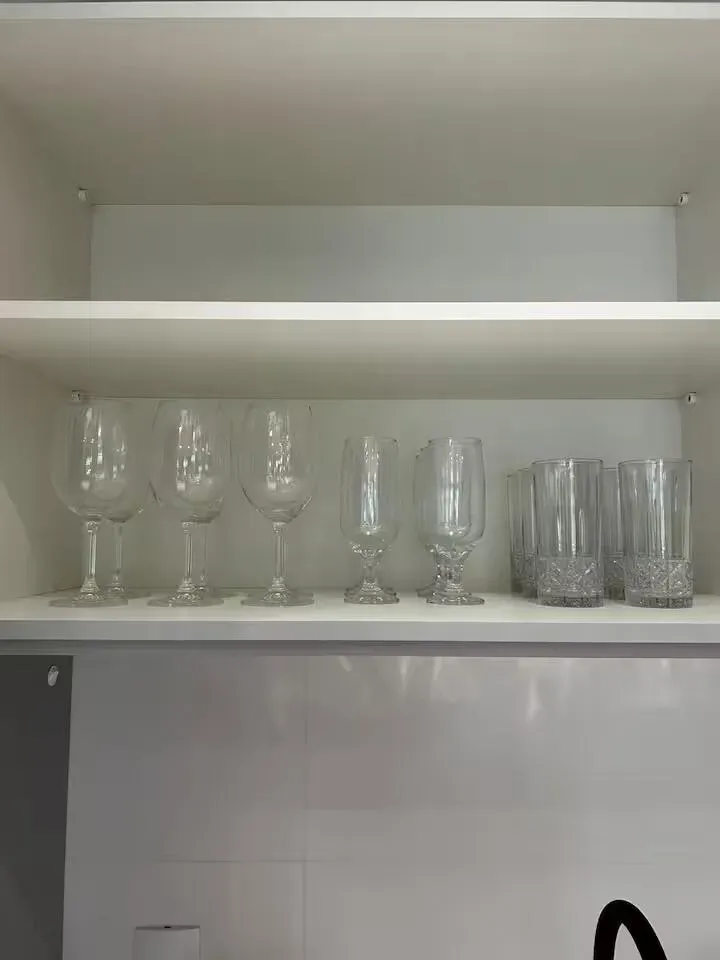 Apartamento com 2 dormitórios sendo 1 suíte e 1 vaga de garagem em Governador Celso Ramos/SC