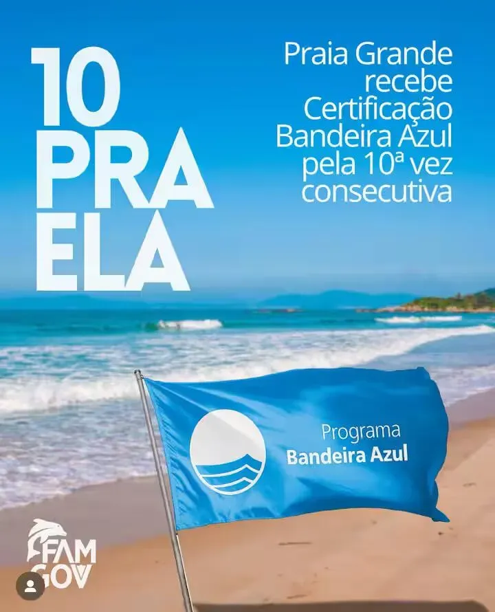 Apartamento com 2 dormitórios sendo 1 suíte e 1 vaga de garagem em Governador Celso Ramos/SC