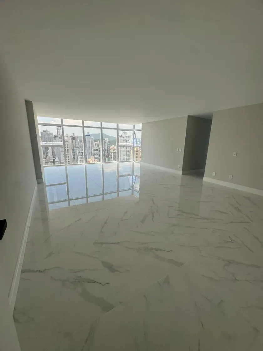 Apartamento no Centro em Balneário Camboriú — foto 16