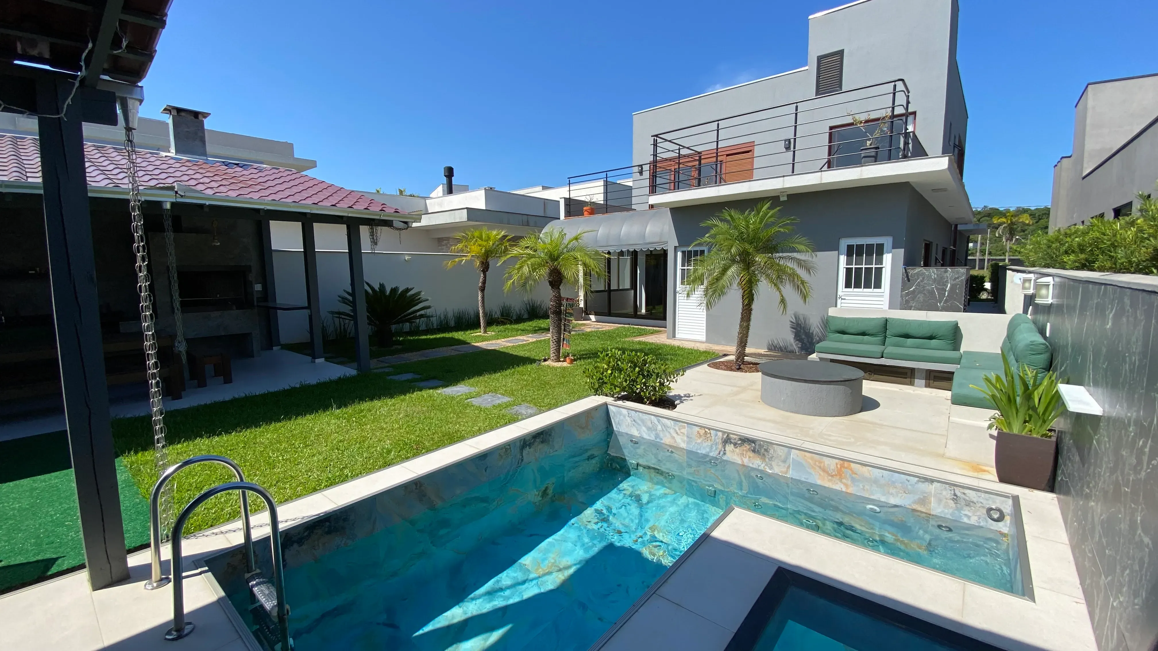 Casa 3 Quartos 1 Suíte no Santa Regina em Camboriú - Foto 2 de 17