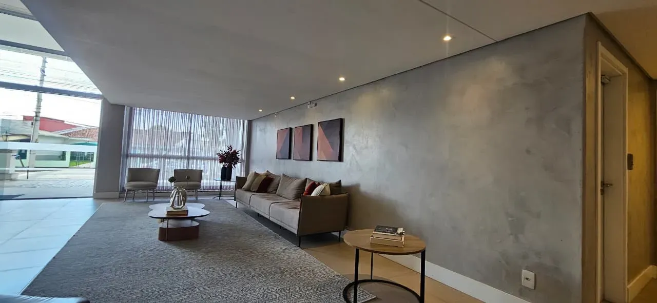 Apartamento com 3 dormitórios sendo 2 suítes e 3 vagas de garagem em Florianópolis/SC