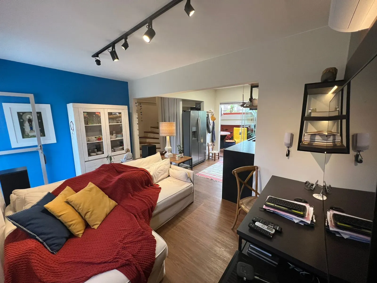 Casa com 2 dormitórios e 1 vaga de garagem em Balneário Camboriú/SC