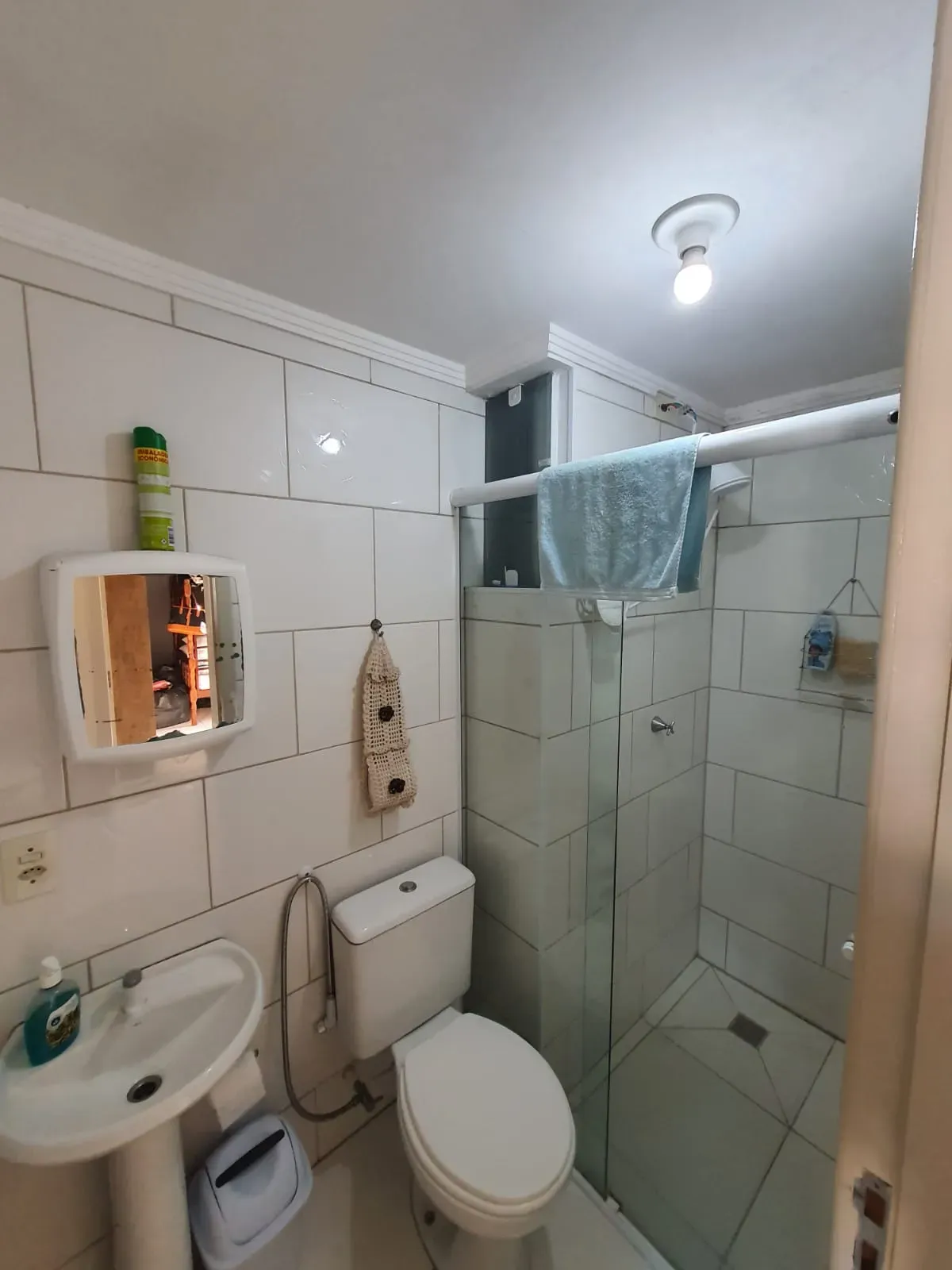 Apartamento com 2 dormitórios e 1 vaga de garagem em Balneário Camboriú/SC