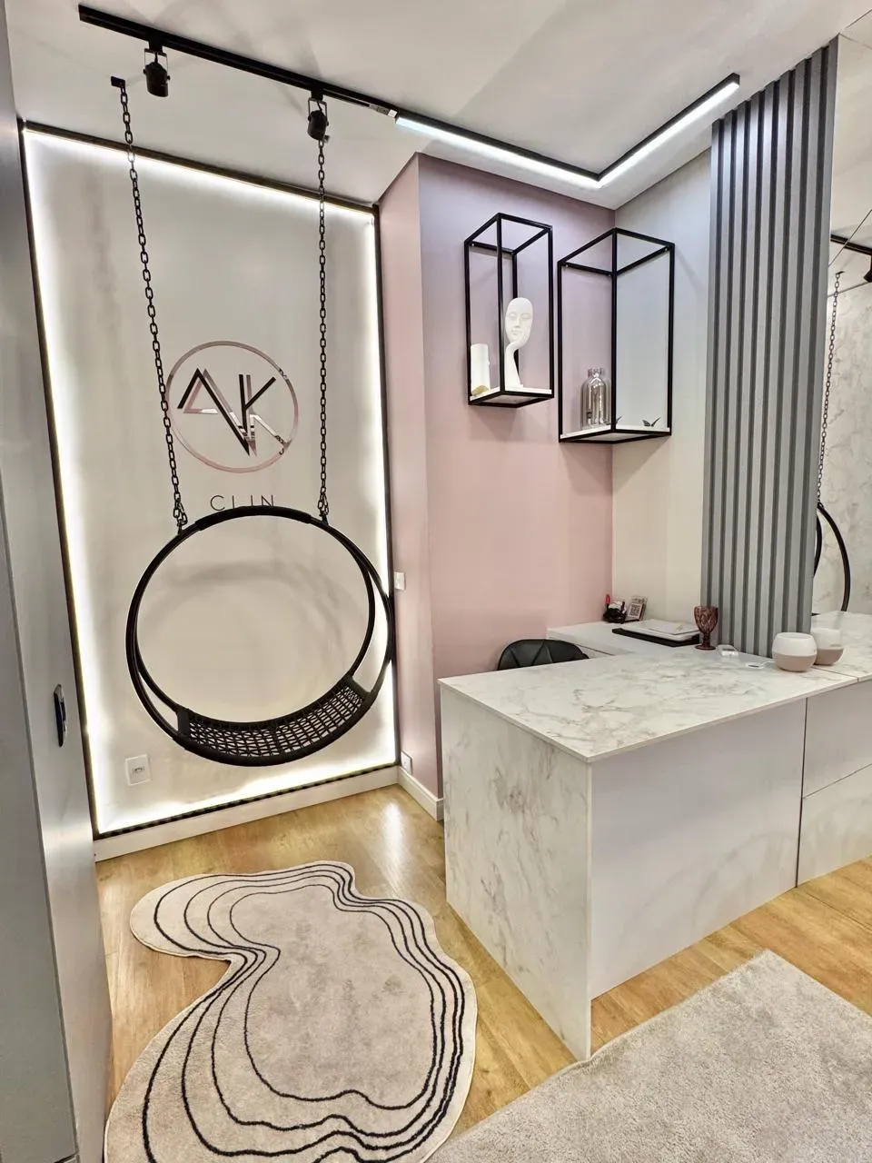 Sala comercial com 1 vaga de garagem em Itajaí/SC