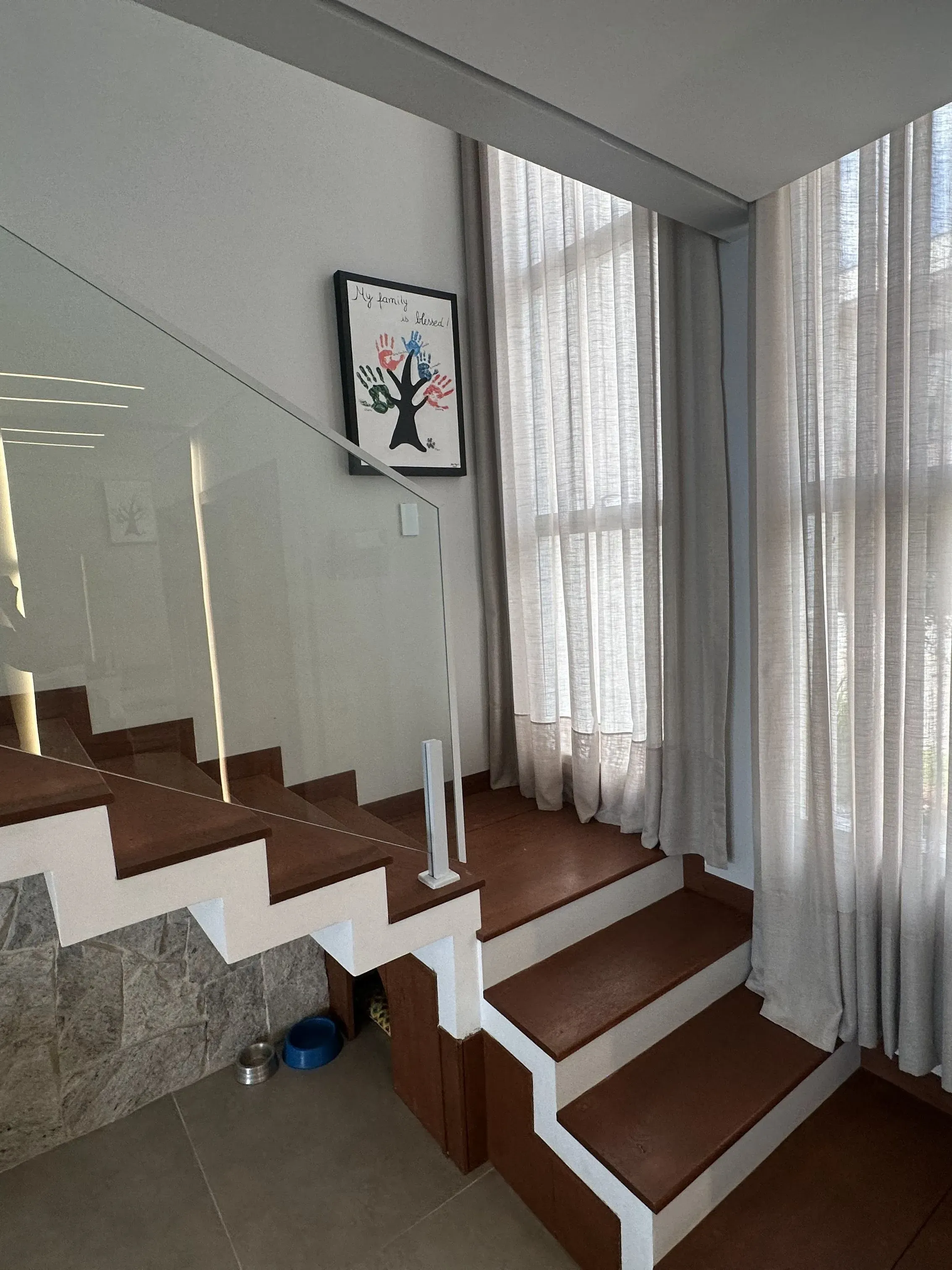 Casa com 3 dormitórios sendo 1 suíte e 2 vagas de garagem em Biguaçu/SC