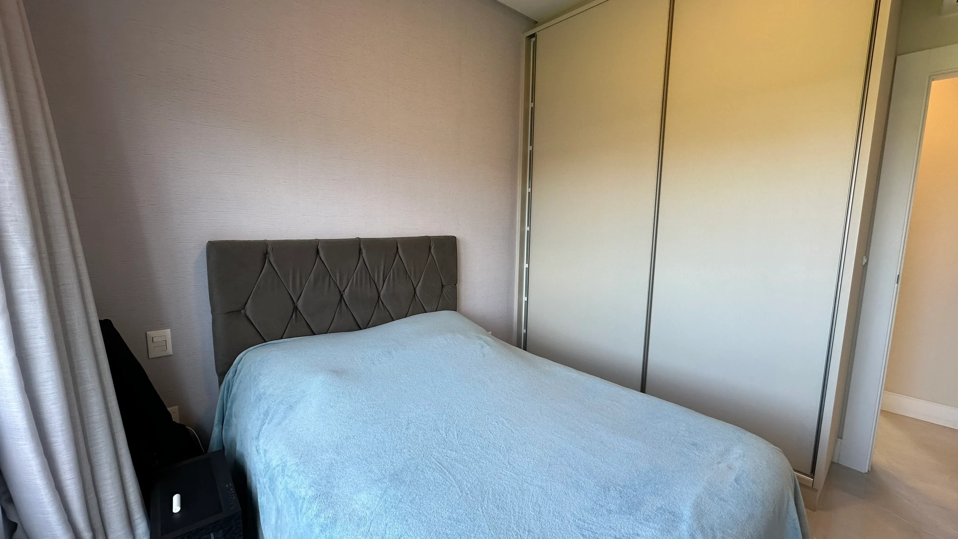 Casa com 3 dormitórios sendo 3 suítes e 3 vagas de garagem em Camboriú/SC