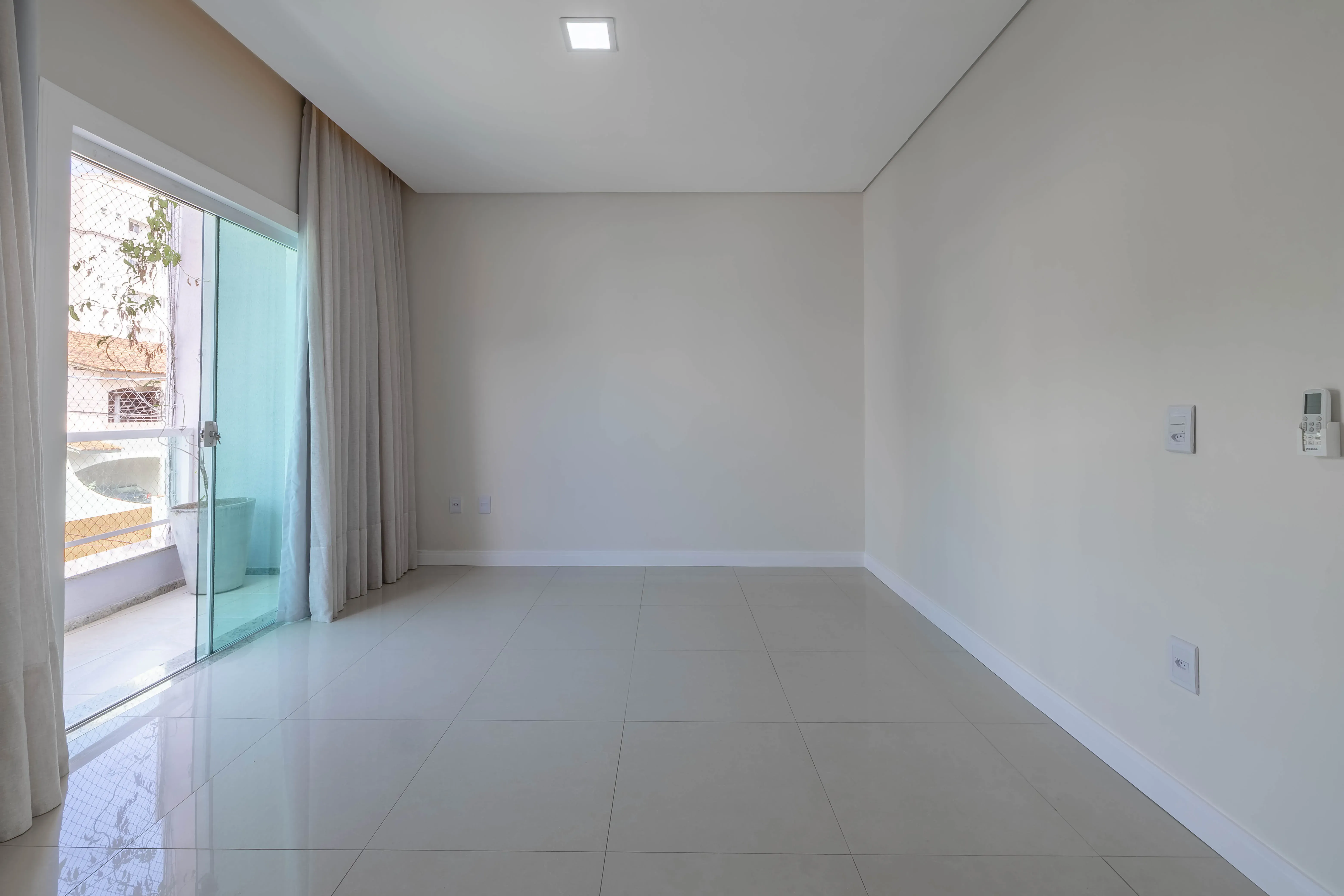 Casa com 3 dormitórios sendo 1 suíte e 1 vaga de garagem em Itajaí/SC