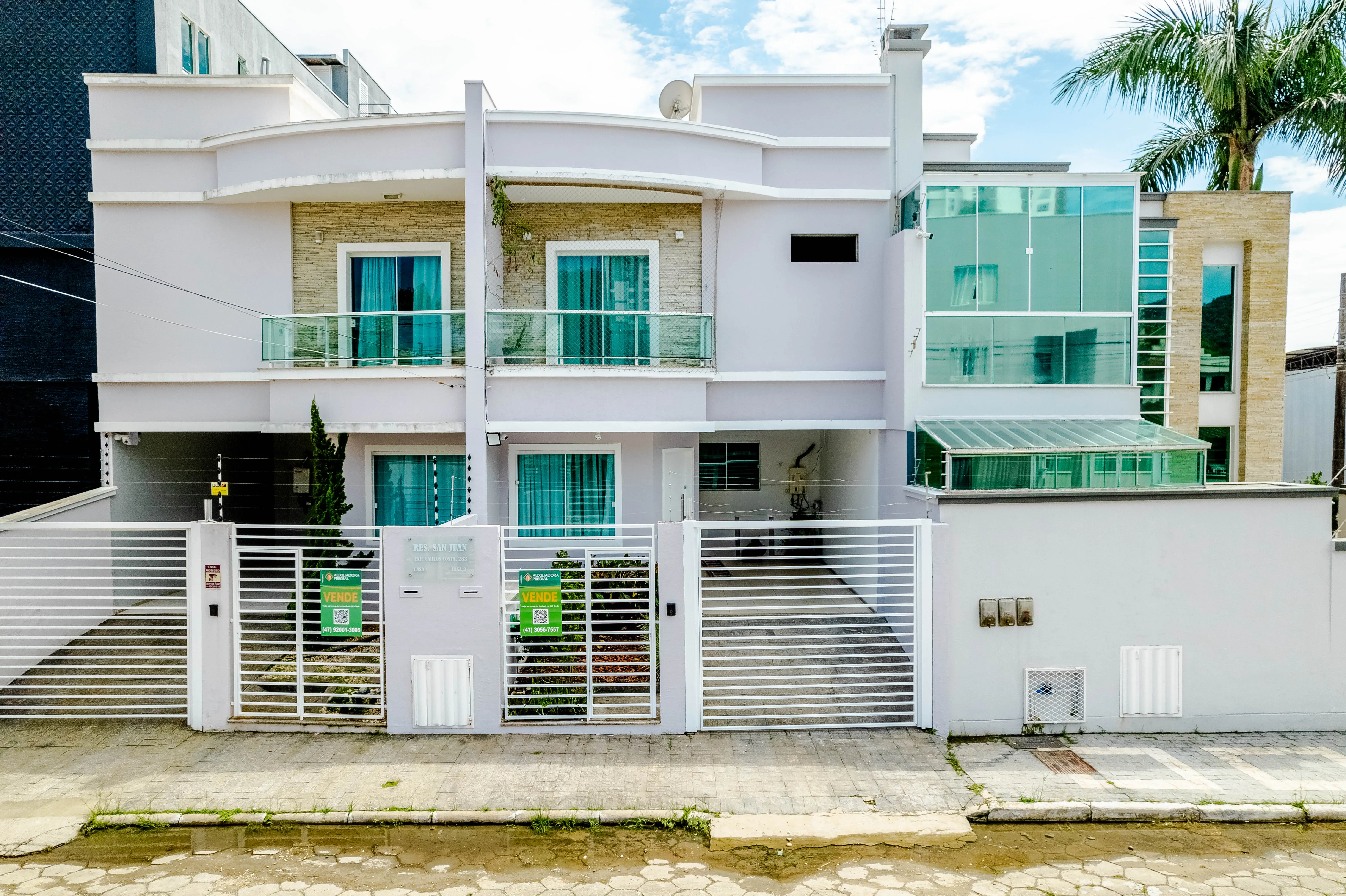 Casa com 3 dormitórios sendo 1 suíte e 1 vaga de garagem em Itajaí/SC
